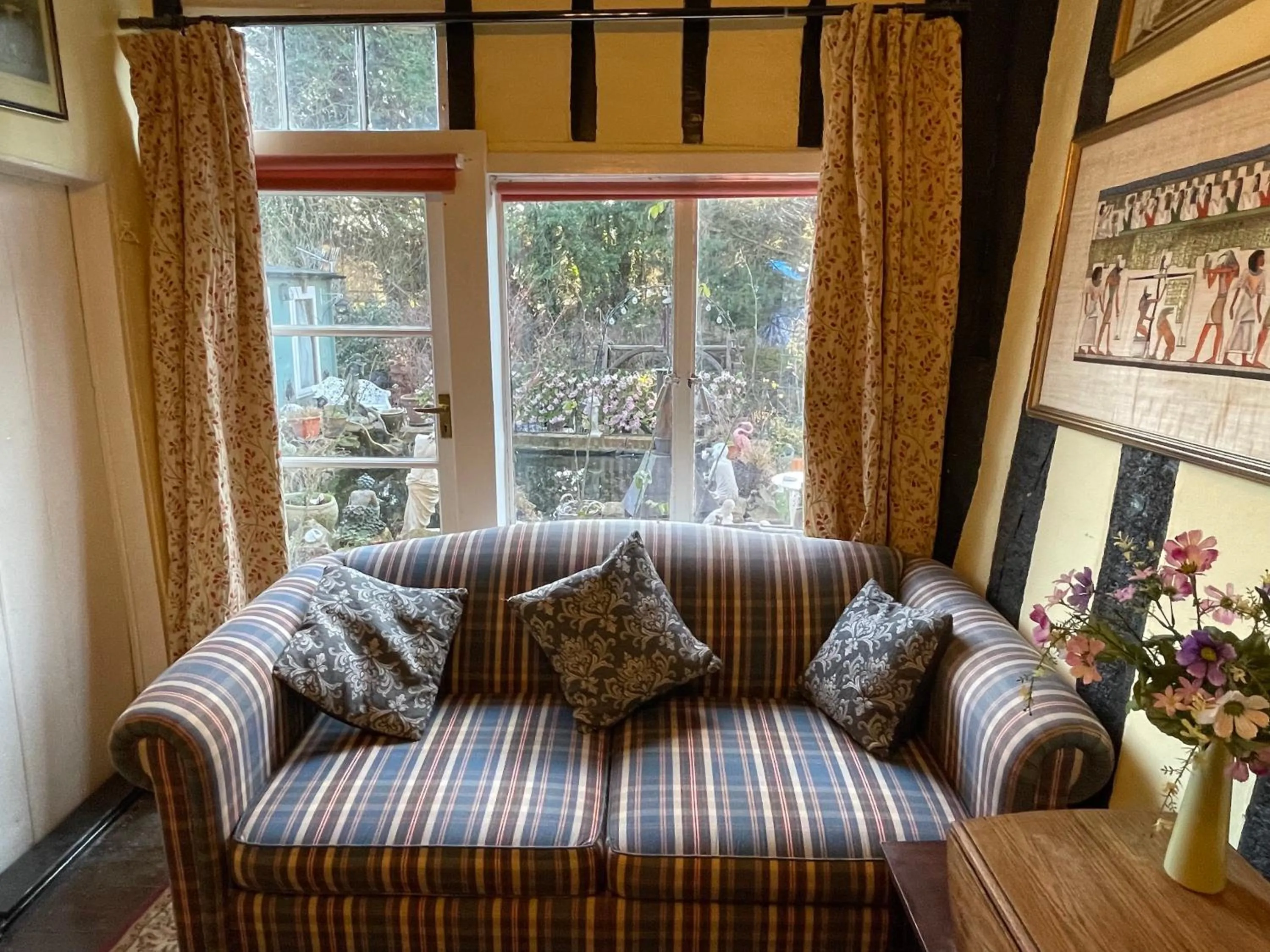 Seating area in The Bridge Street Historic Guest House