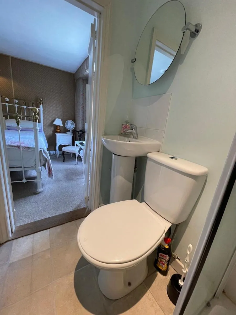 Bed in The Bridge Street Historic Guest House