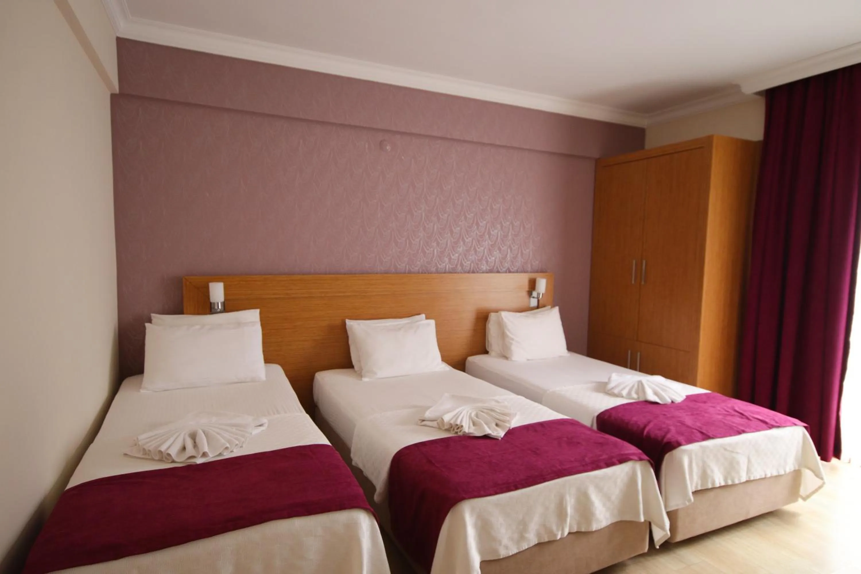 Sea view, Bed in Siriusmi Hotel