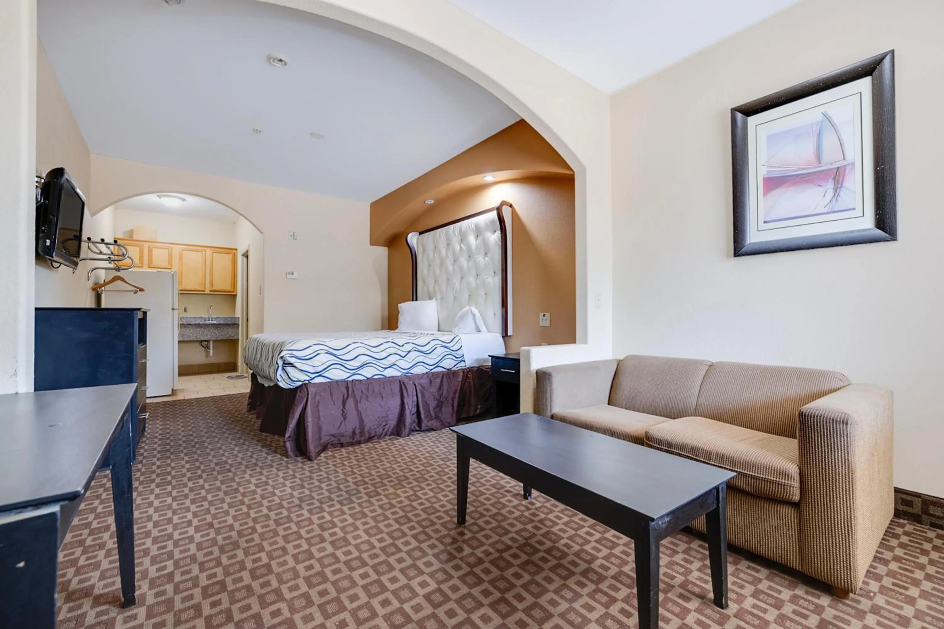 Bedroom, Bed in Capital O Deluxe Inn Channelview Houston I-10