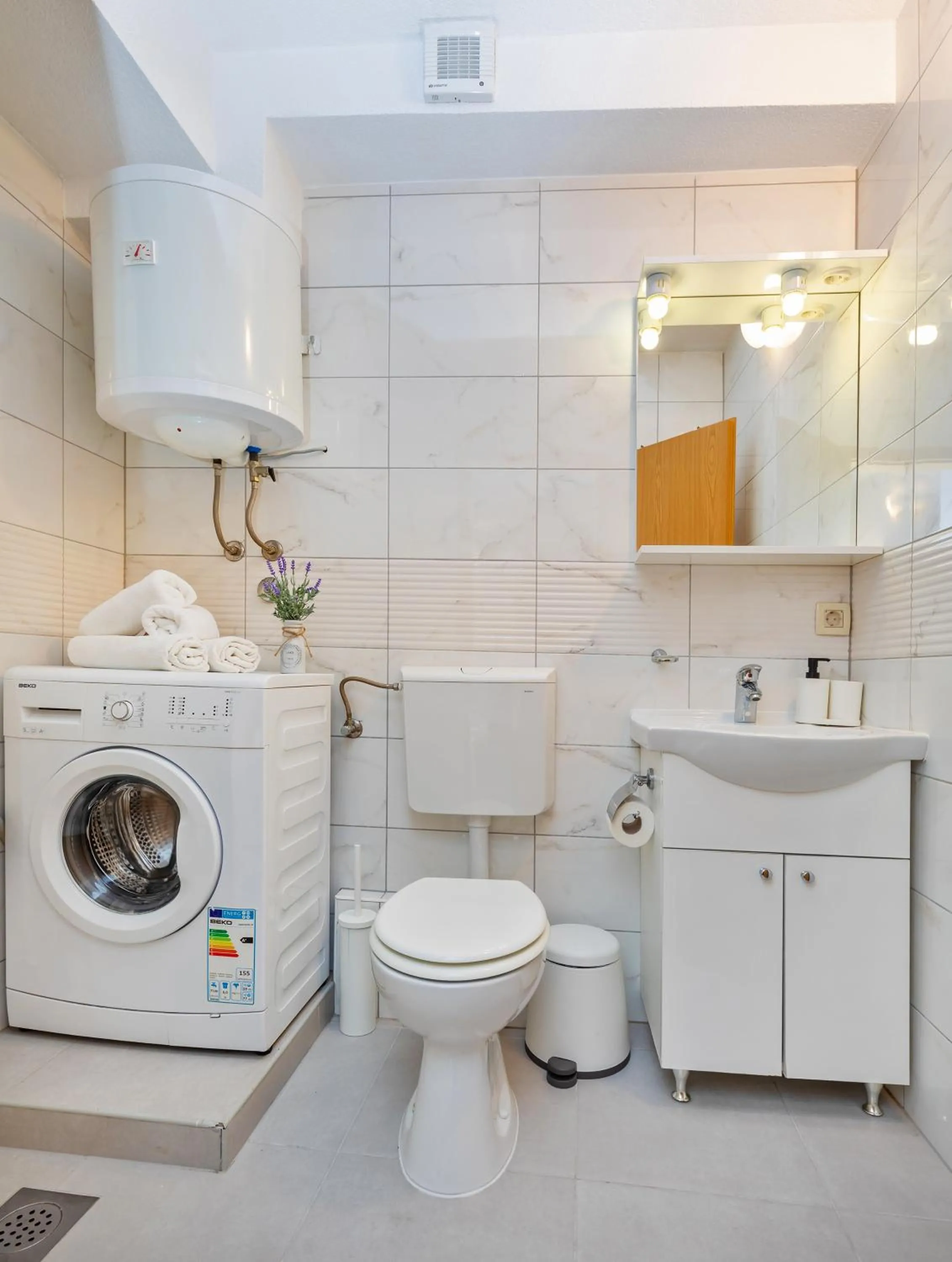 Toilet in BIS Apartments 1 & 2