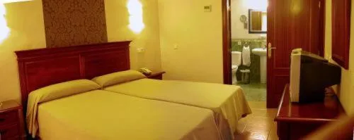 Photo of the whole room, Bed in Don Alfredo