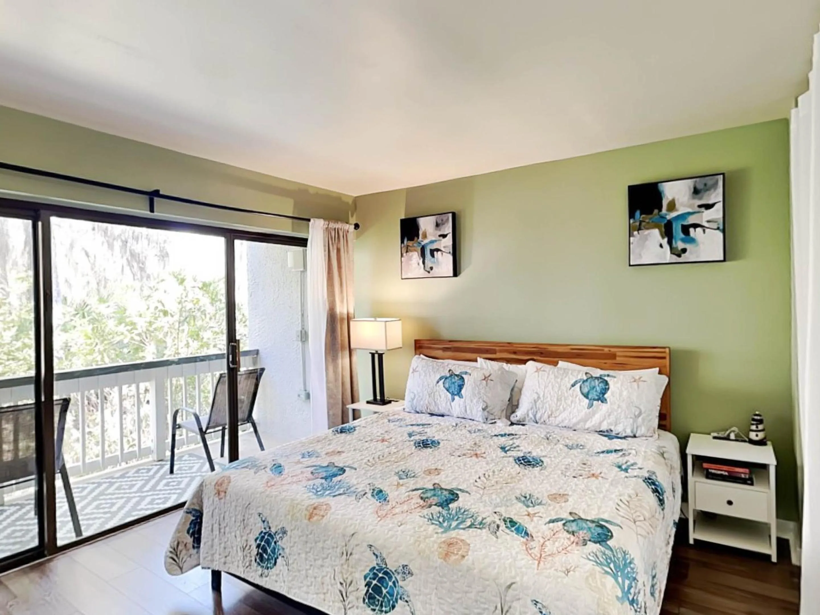 Bed in Treetops 6101