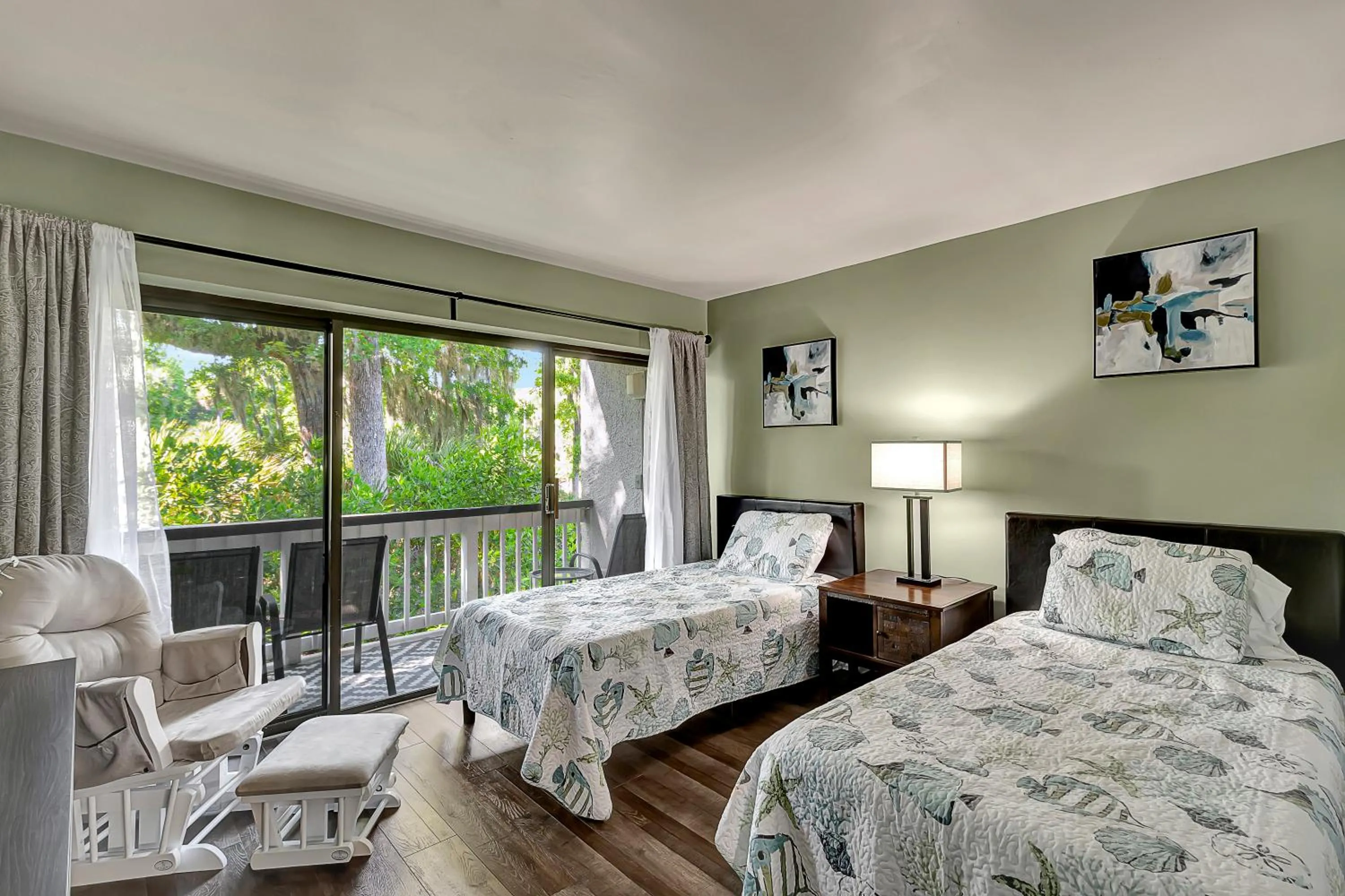 Property building, Bed in Treetops 6101