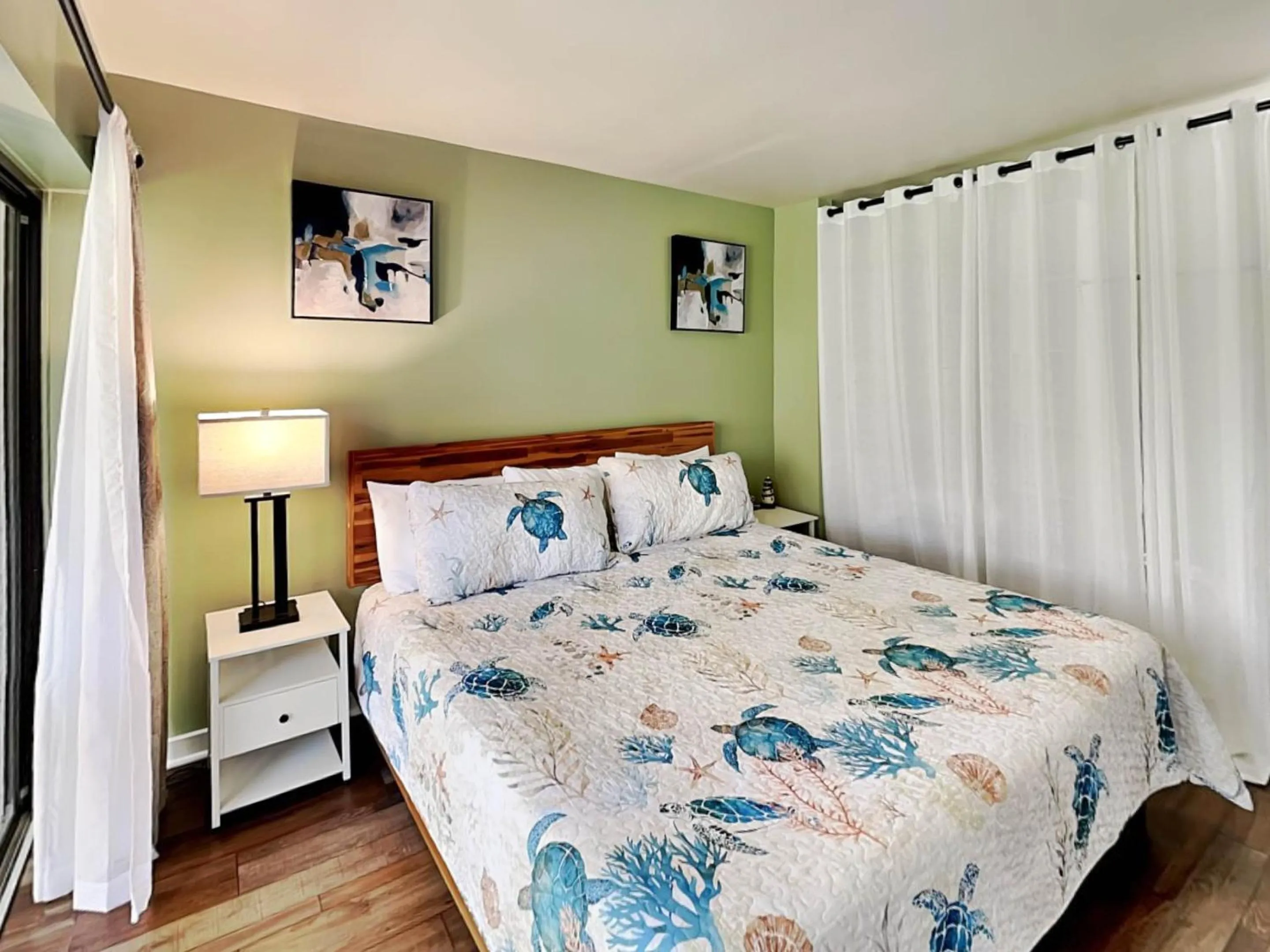 Bed in Treetops 6101