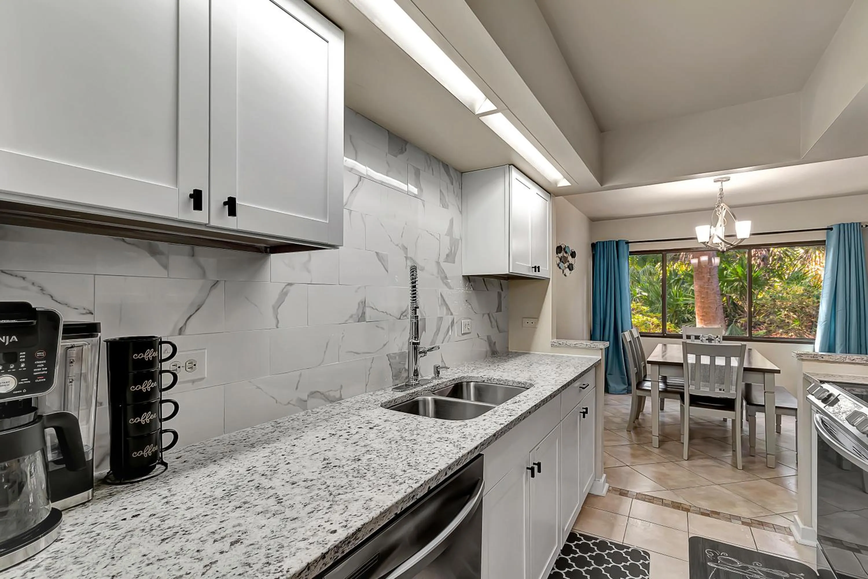 Property building in Treetops 6101