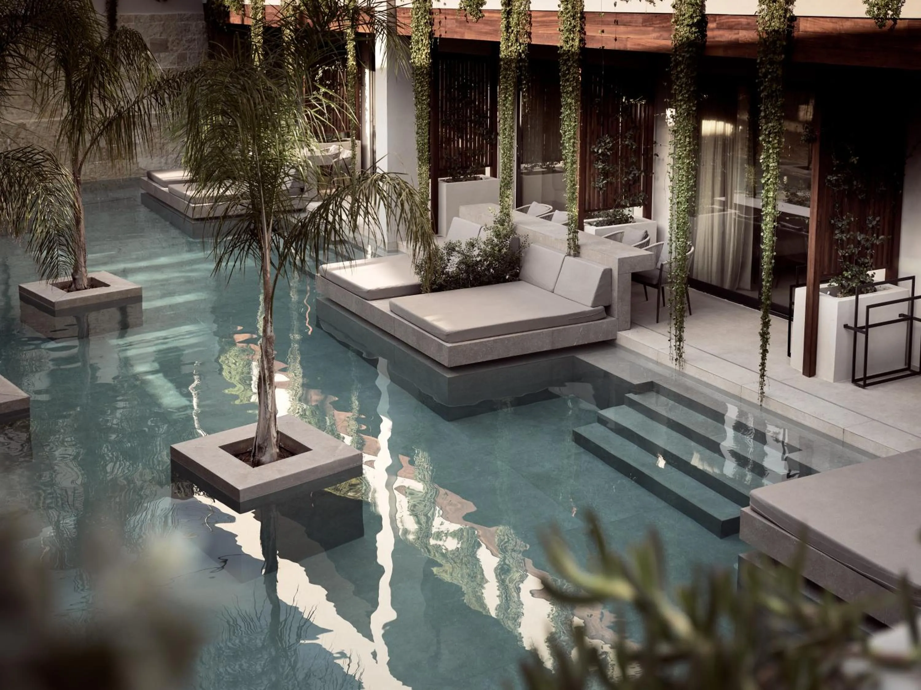 Swimming pool in Contessina Hotel