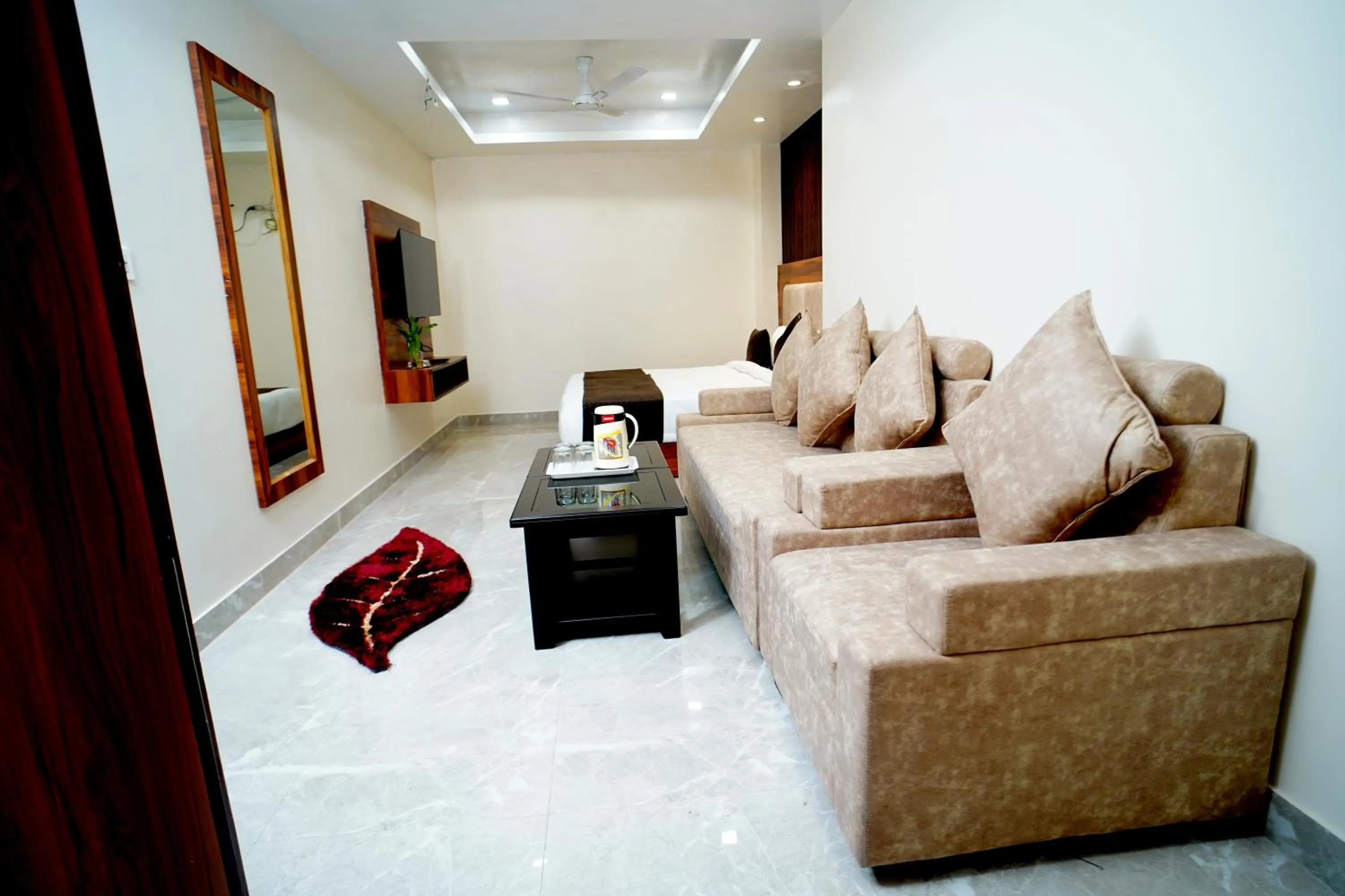 HOTEL ARSH RFESIDENCY