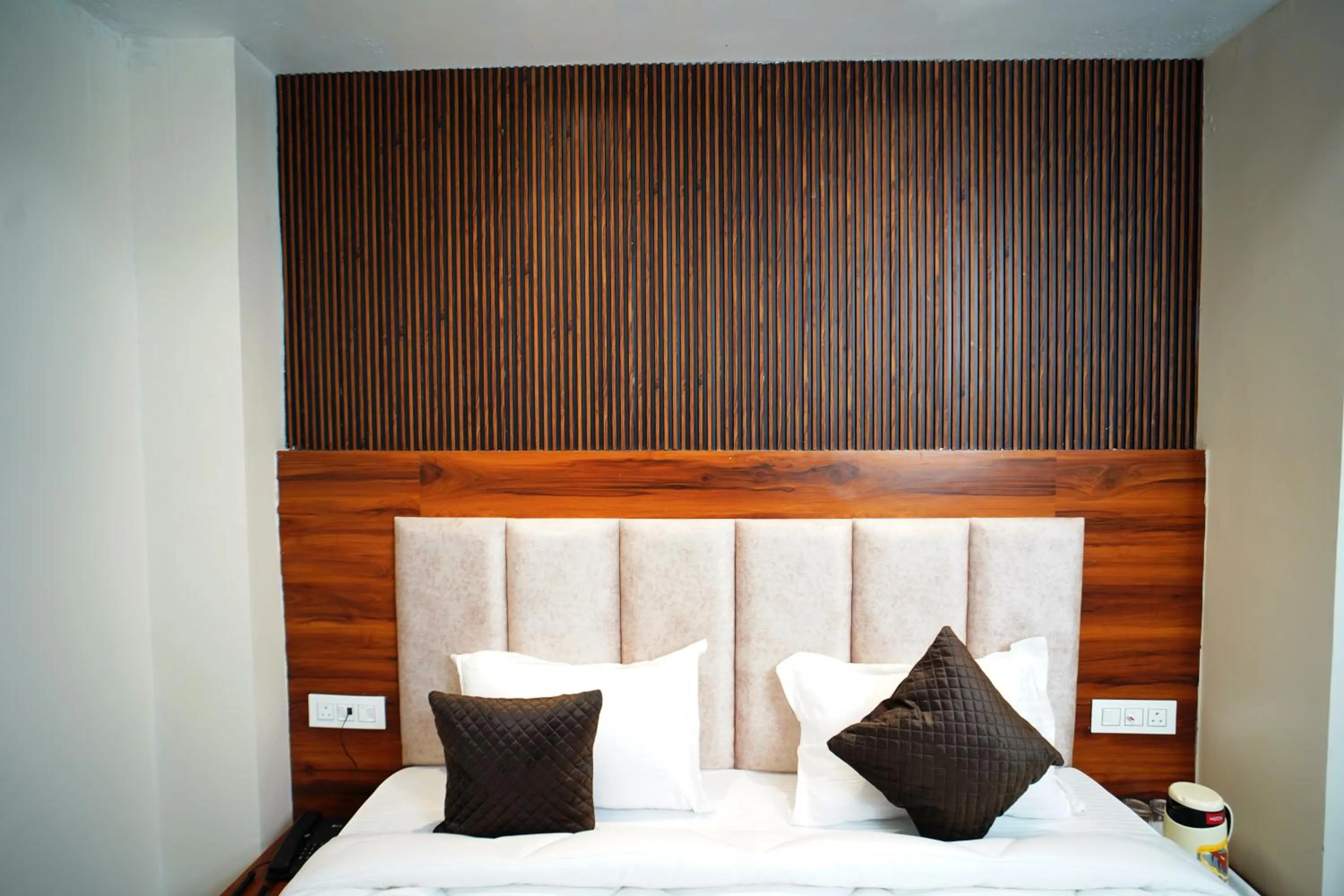 HOTEL ARSH RFESIDENCY