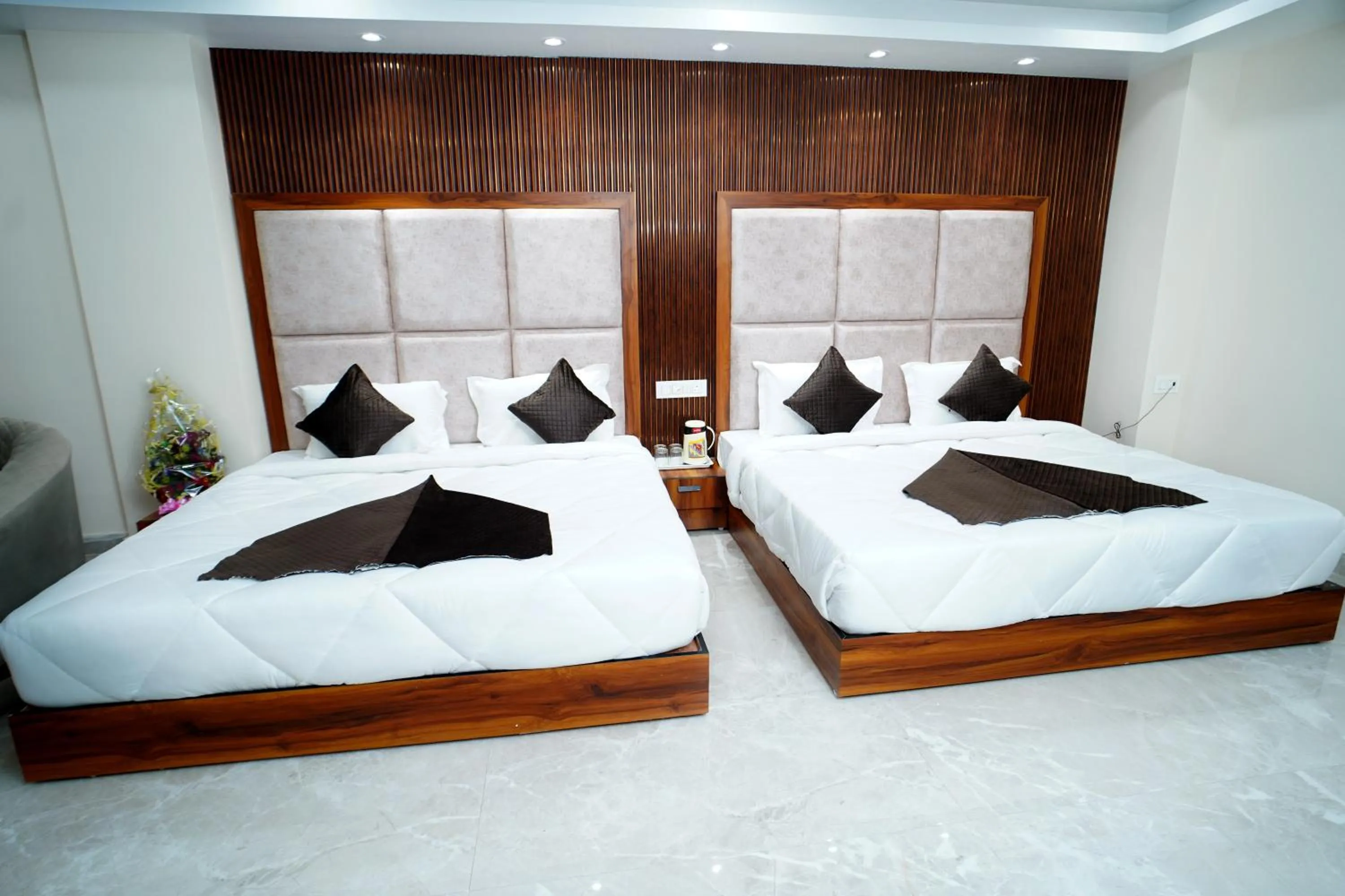 HOTEL ARSH RFESIDENCY