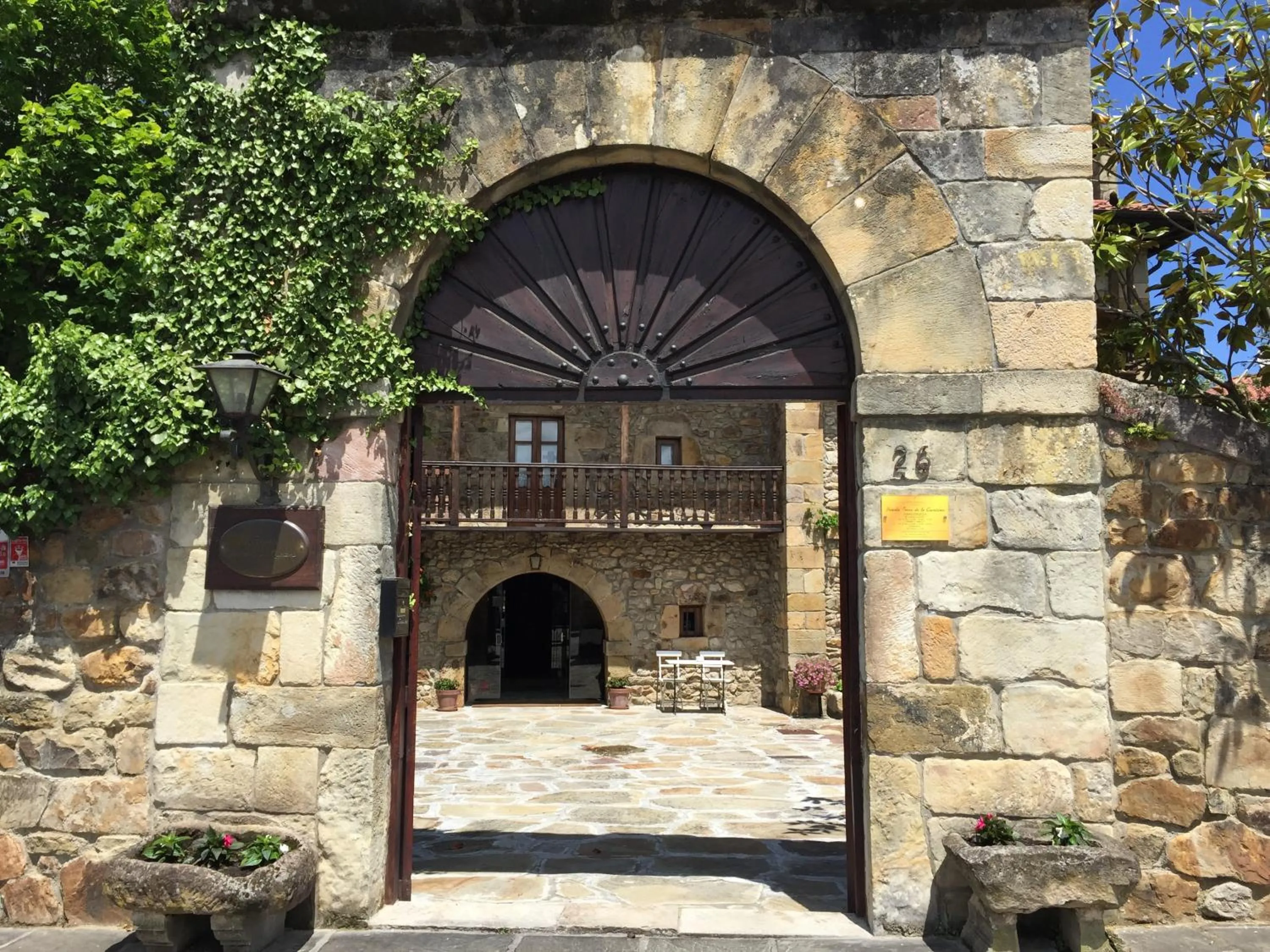 Facade/entrance in Posada La Torre de La Quintana