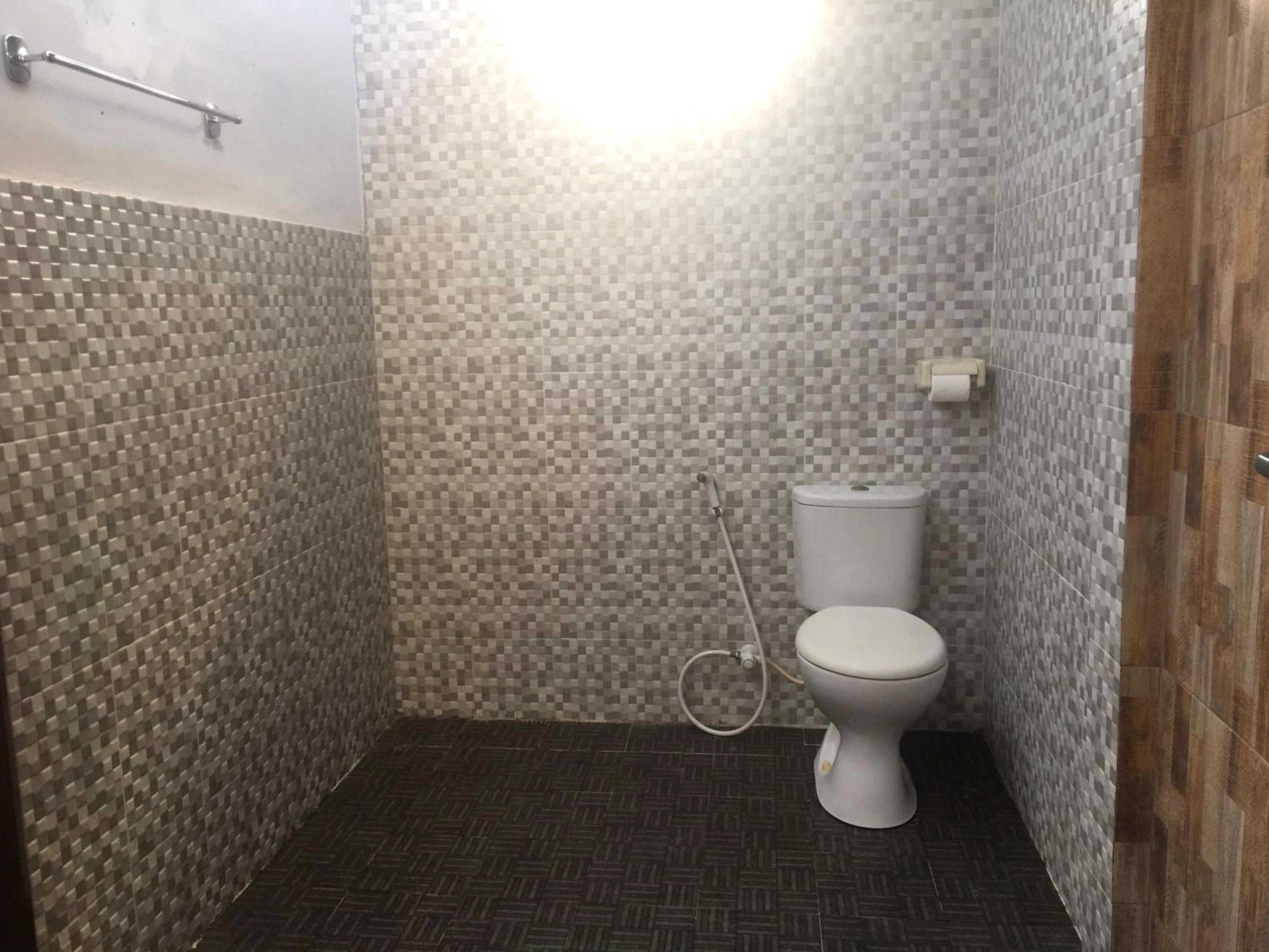 Toilet in Puring Bungalows