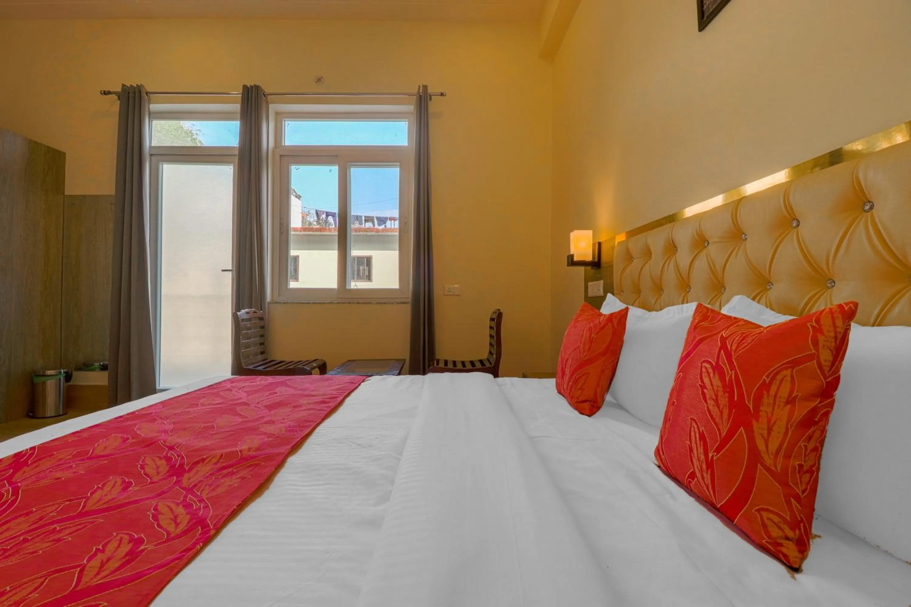 Bed in Shanti Vilaas