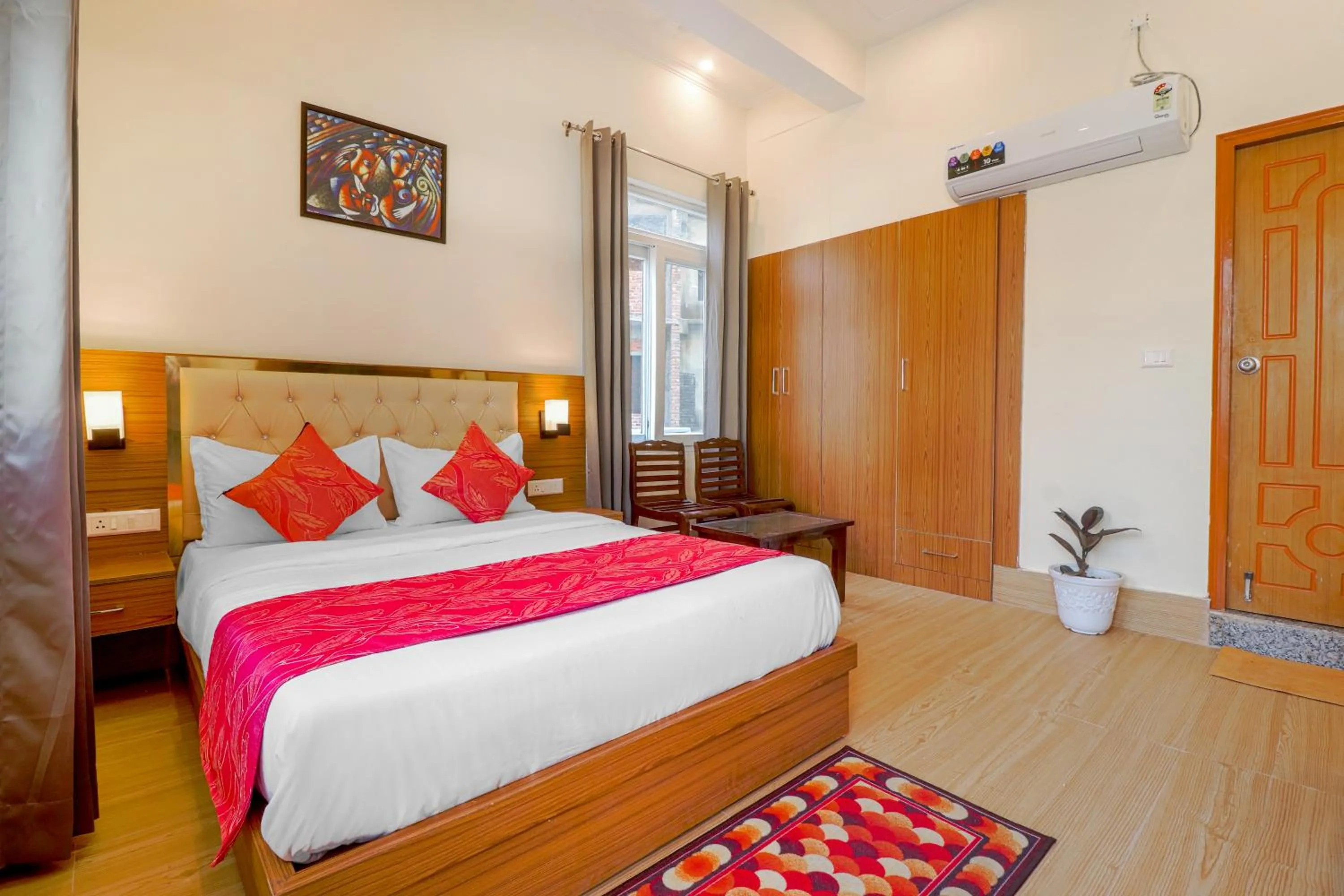 Bedroom in Shanti Vilaas