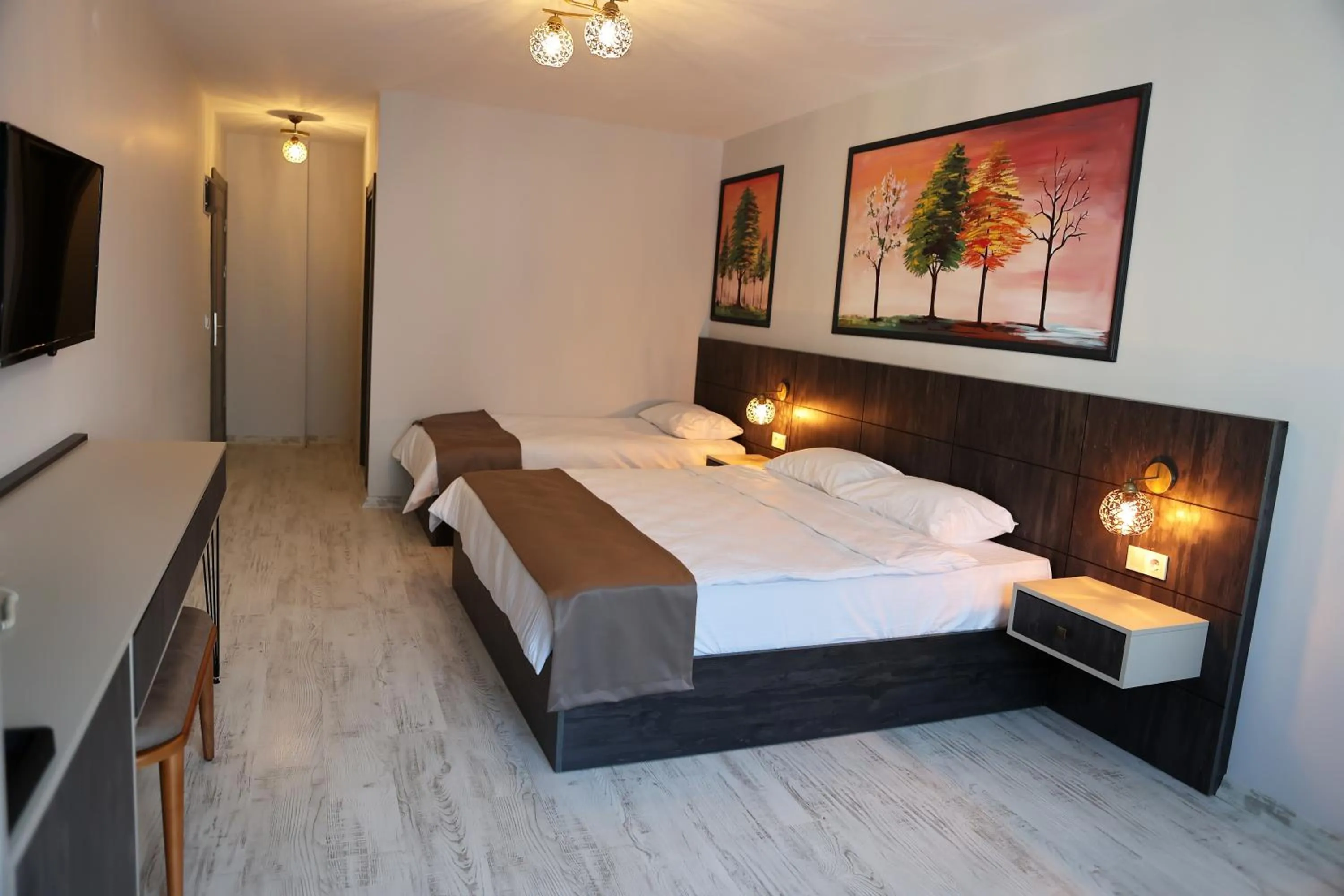 Bed in SAR-PER Hotel