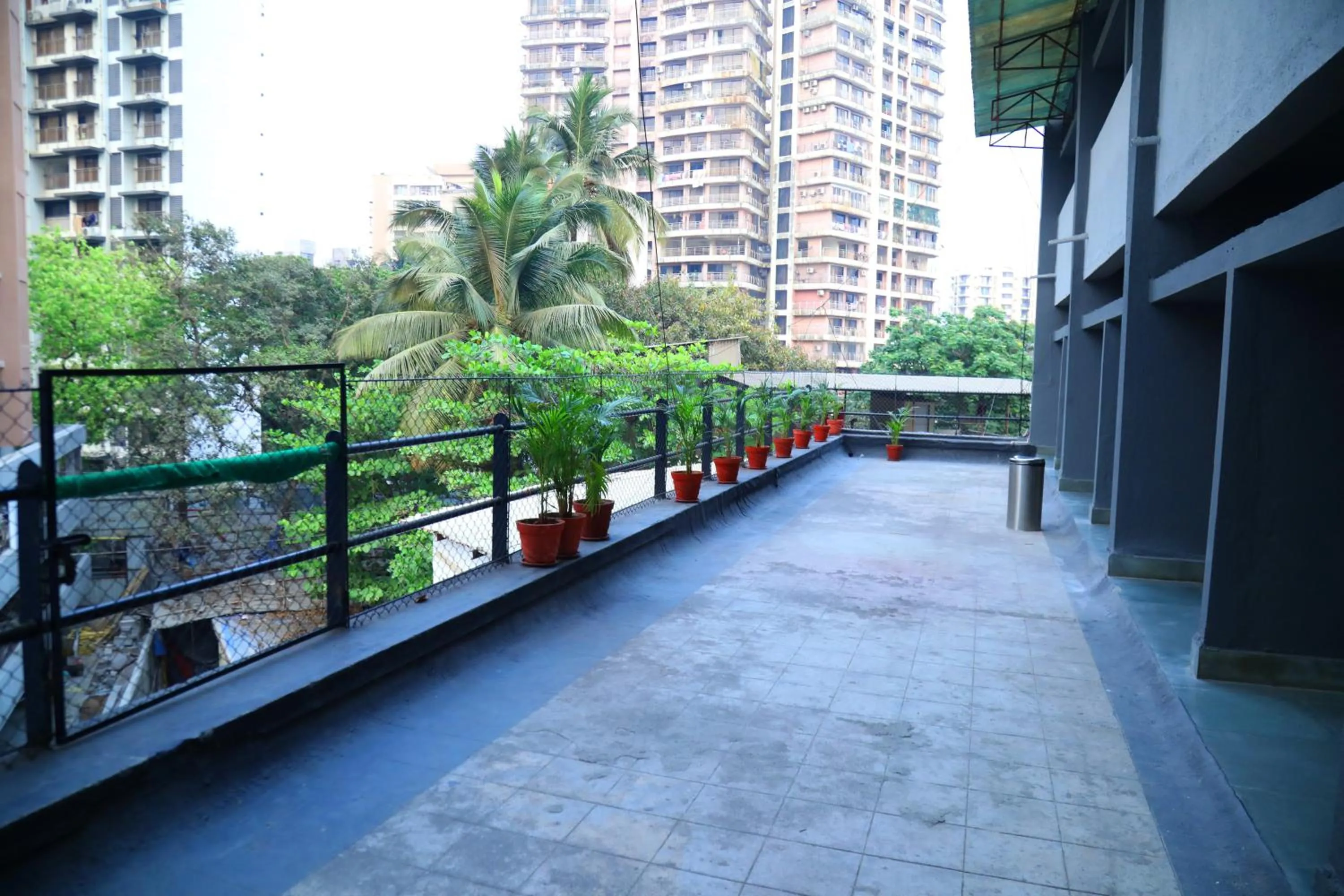 Property building, Balcony/Terrace in Country Inn by Kempinski Hotel and Resort - Mumbai International Airport