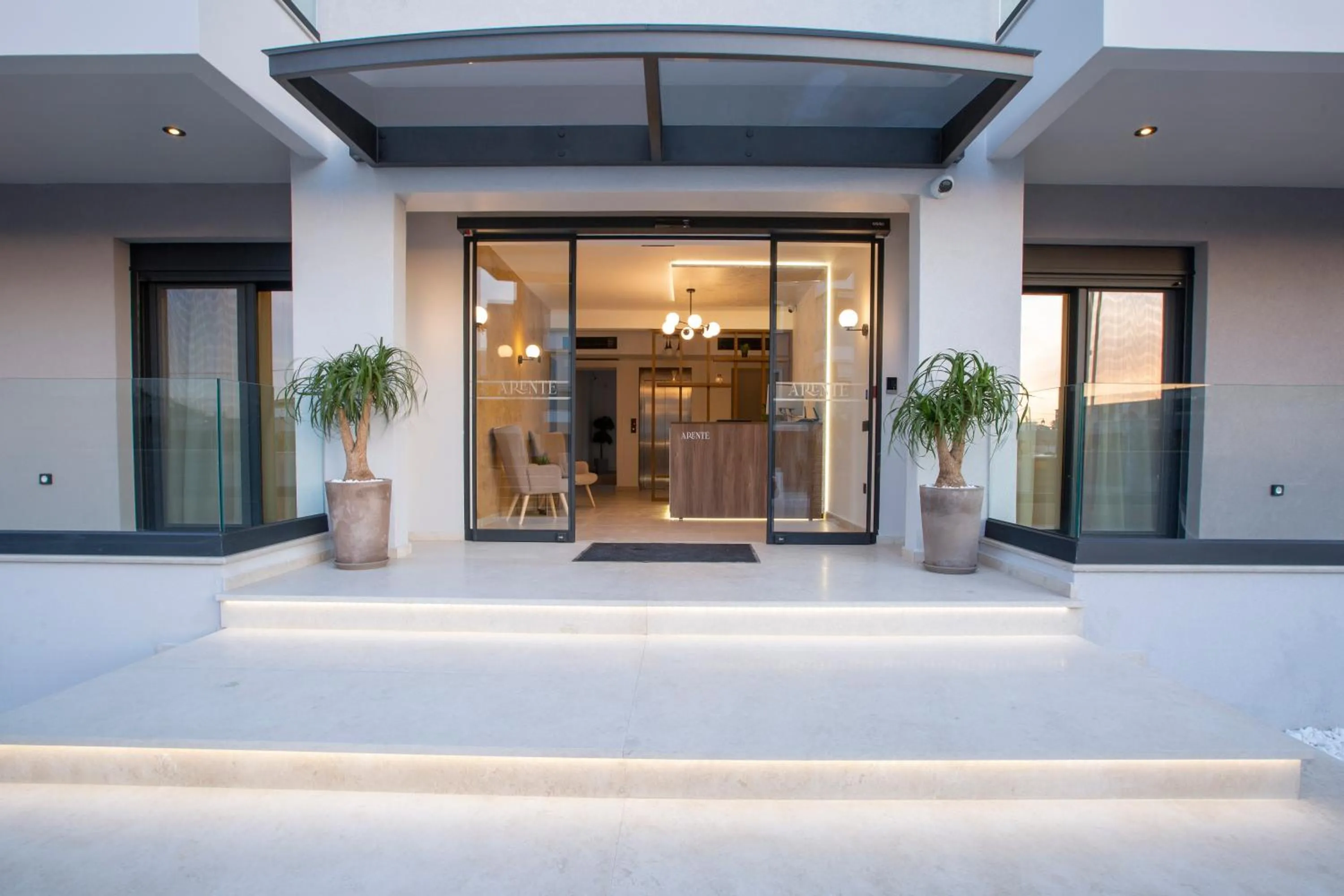 Arente Apartments