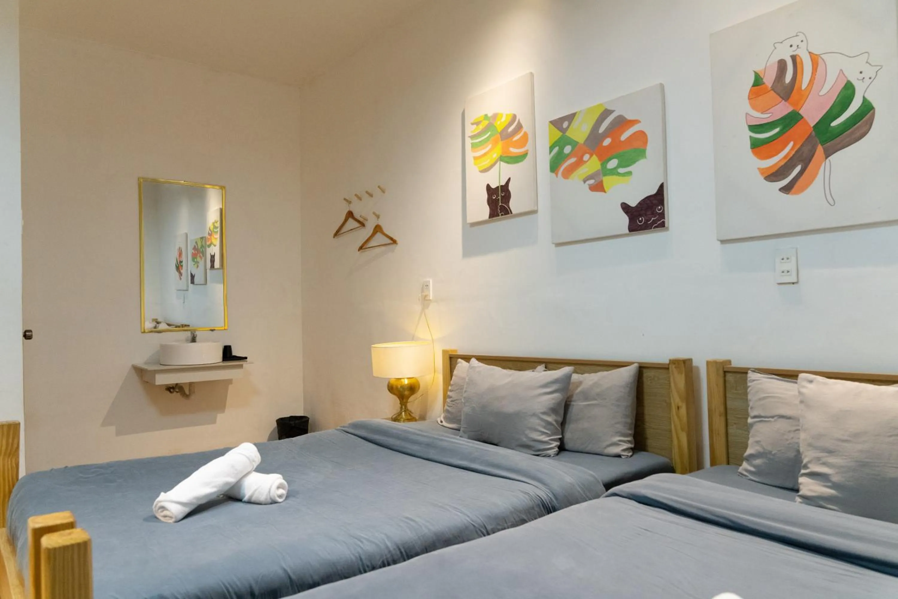 Bed in AMIGO Luxury Palace- Cạnh Chợ Đêm Đà Lạt