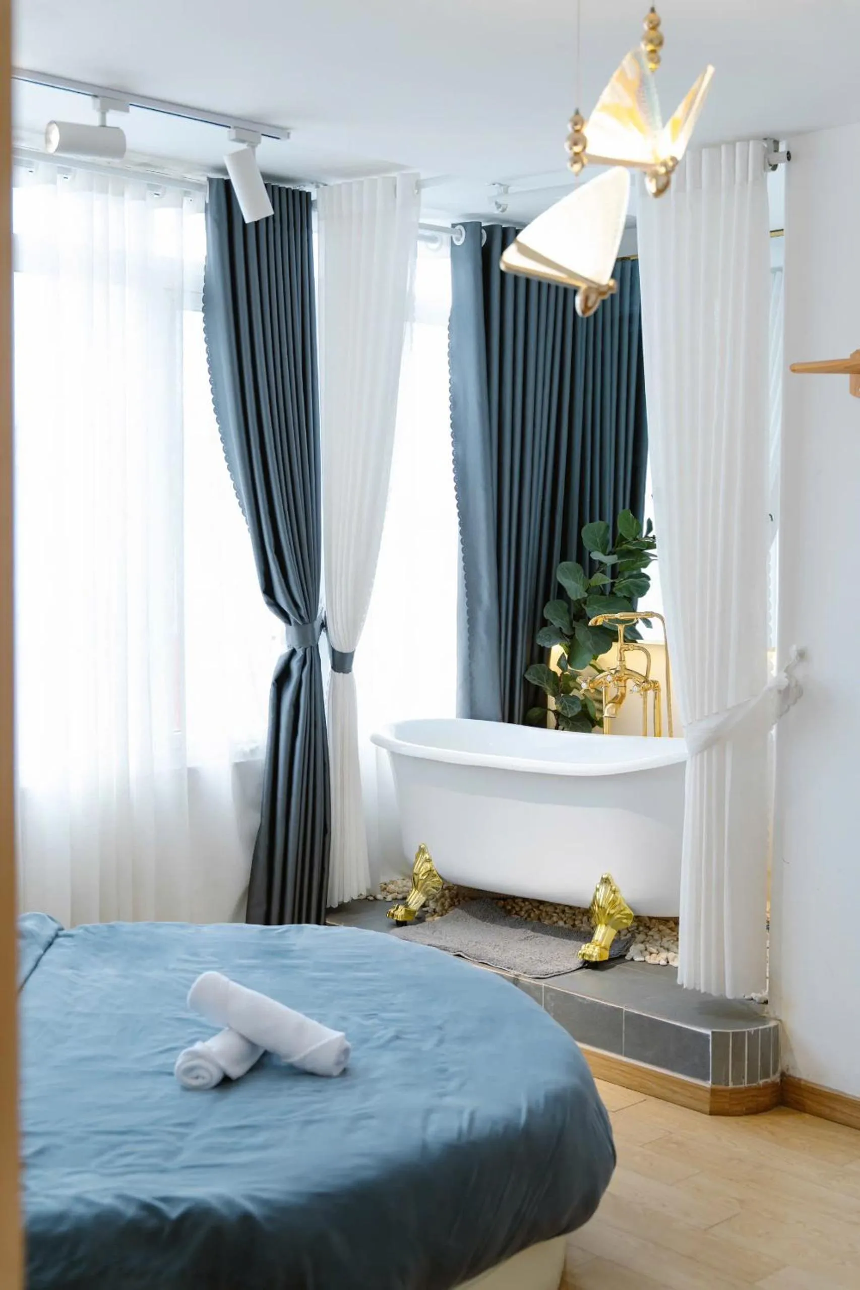 Decorative detail, Bed in AMIGO Luxury Palace- Cạnh Chợ Đêm Đà Lạt