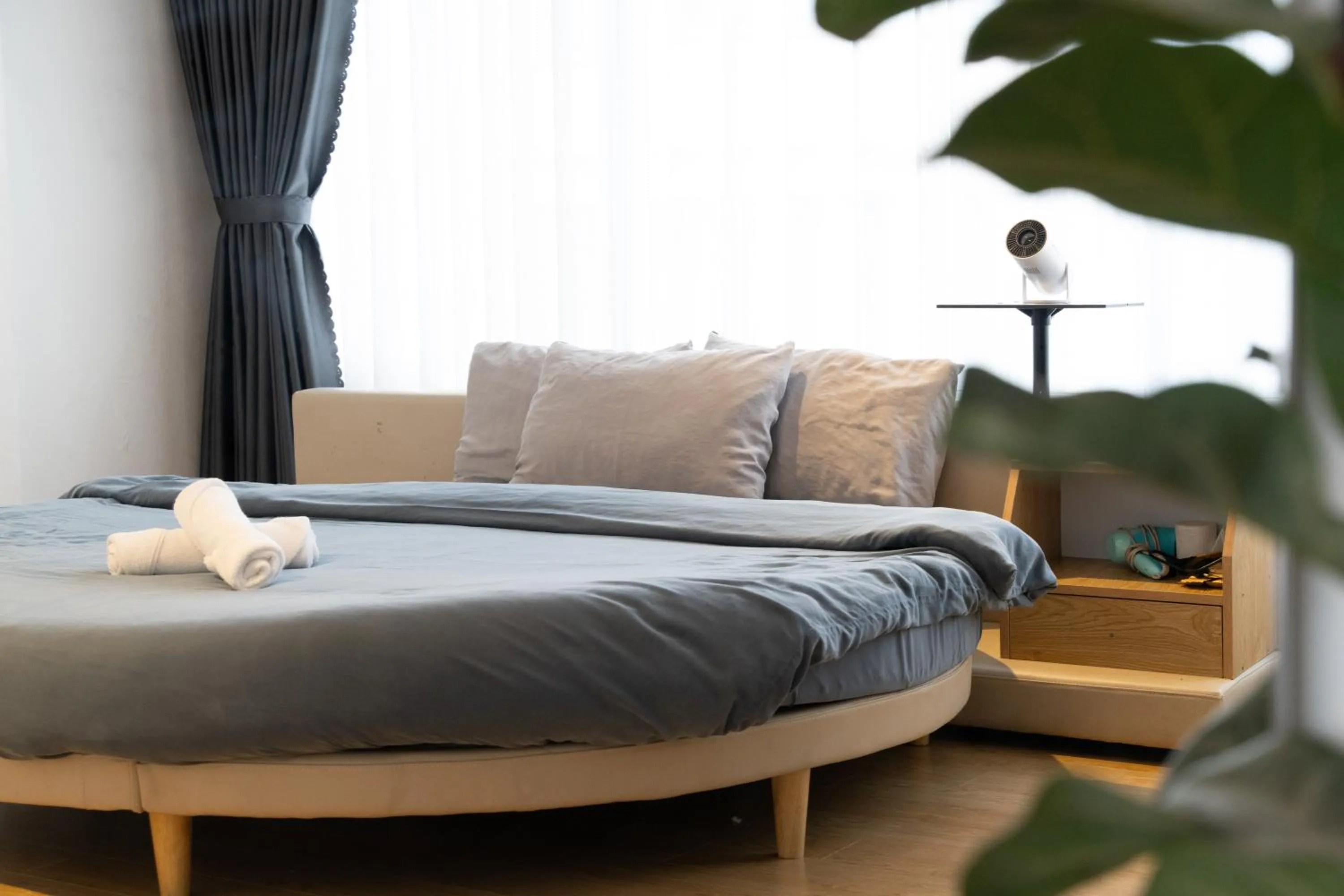 Bed in AMIGO Luxury Palace- Cạnh Chợ Đêm Đà Lạt