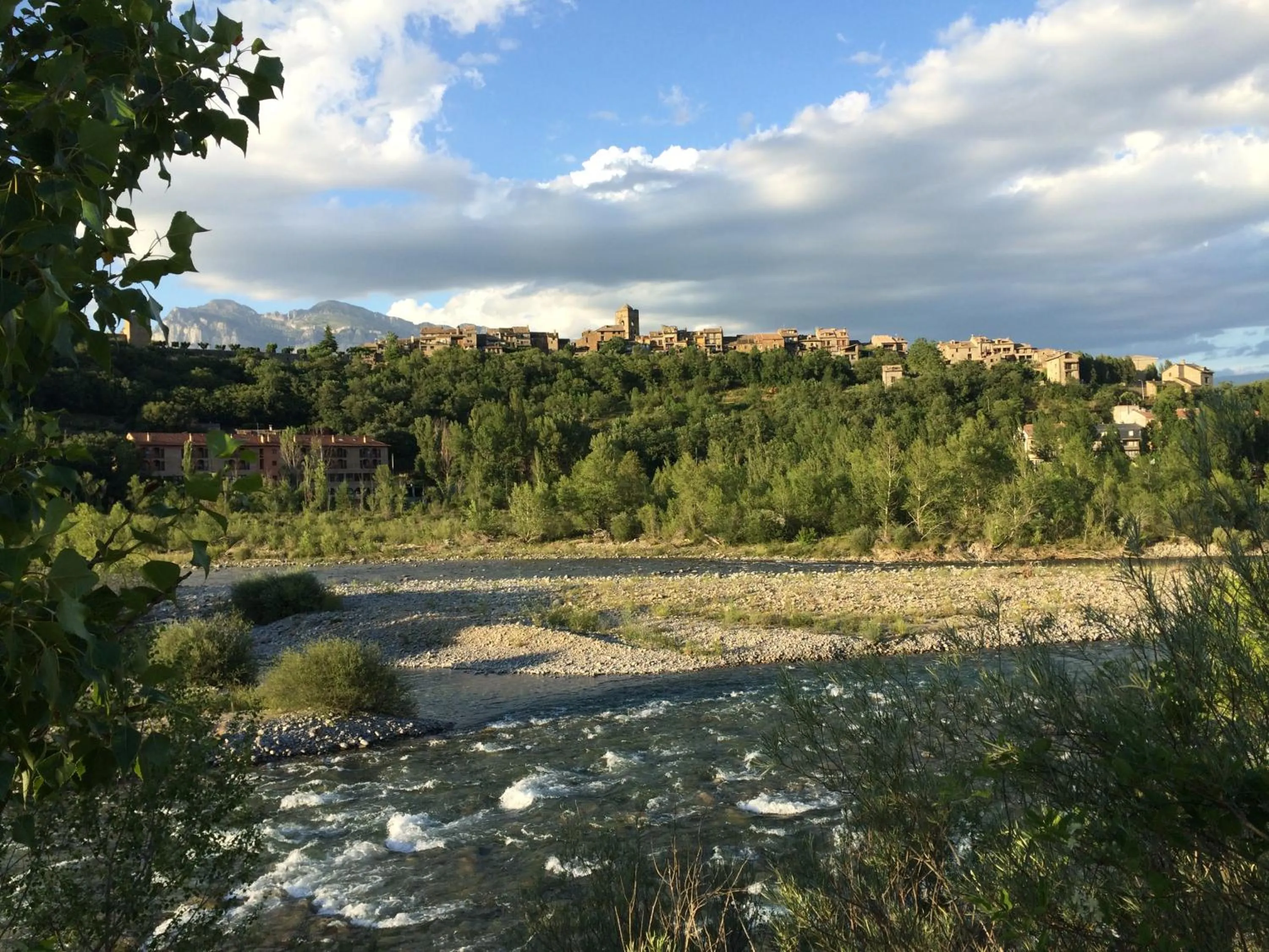 River view in Los Arcos