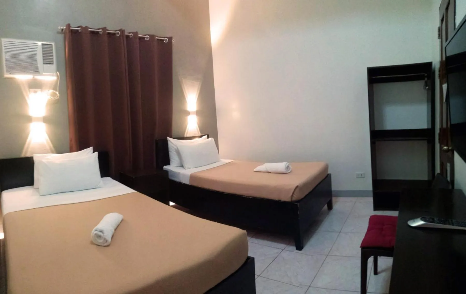 Bedroom, Bed in Coron Vista Lodge