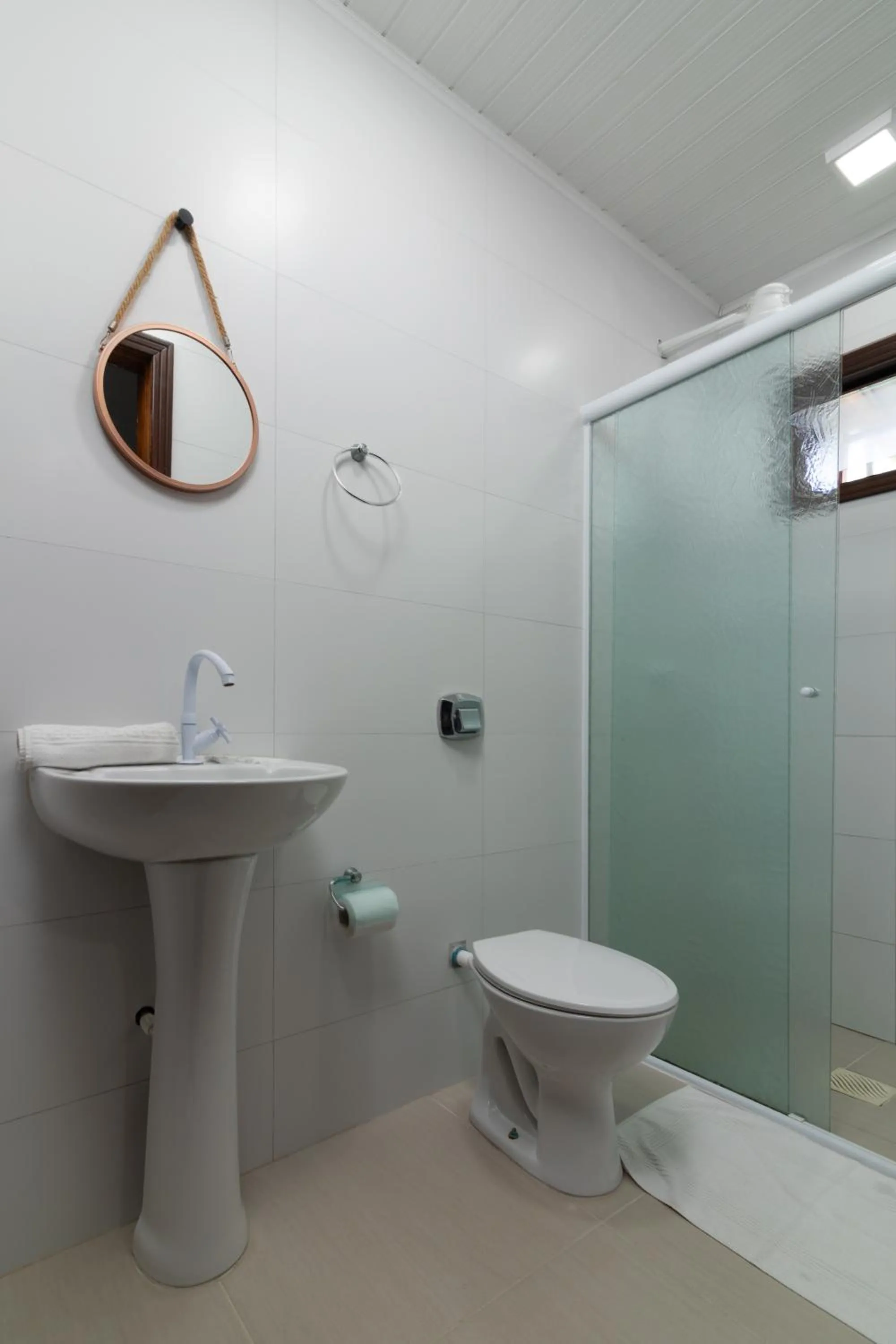 Shower in Suítes 91