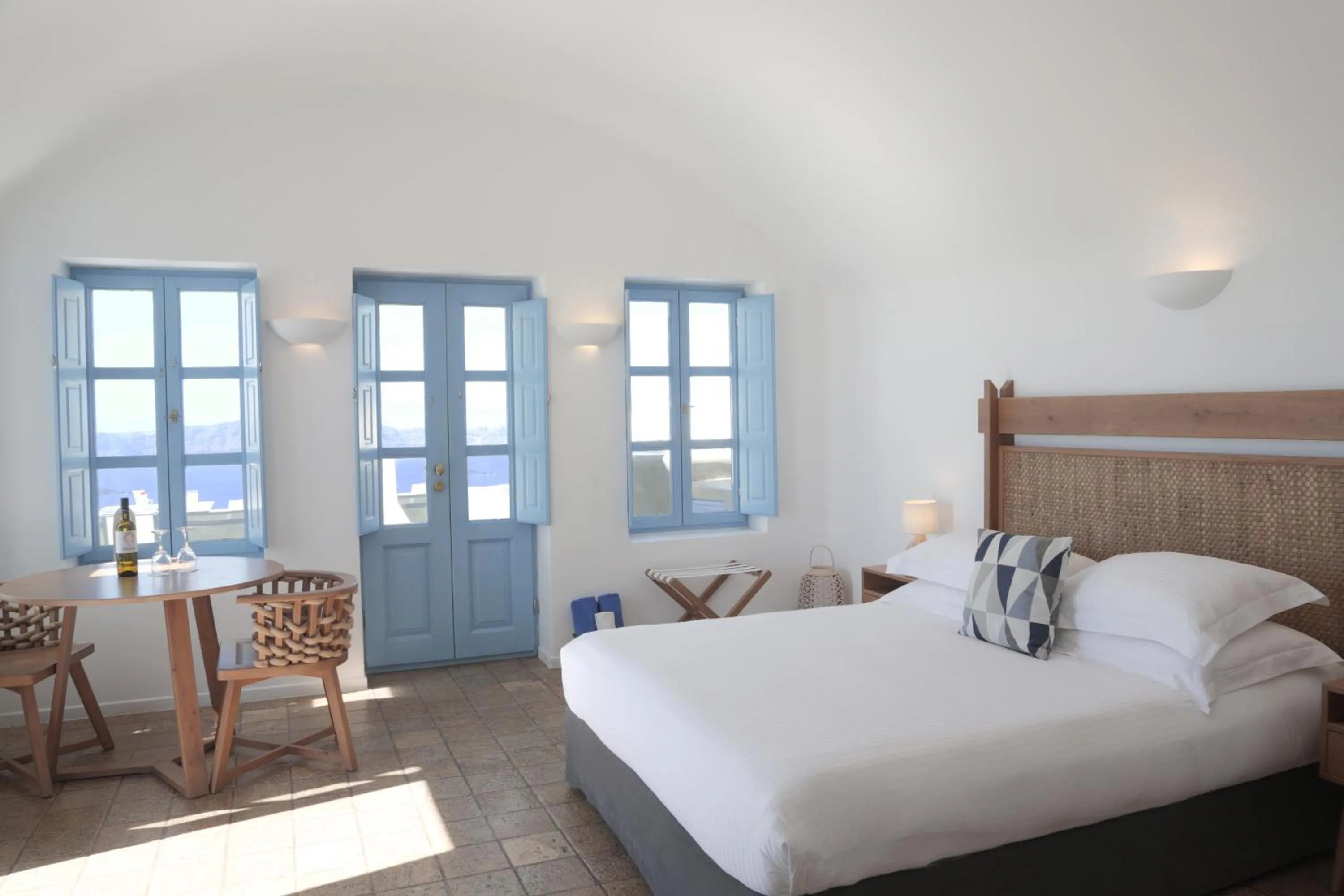 Bedroom, Bed in Pantelia Suites