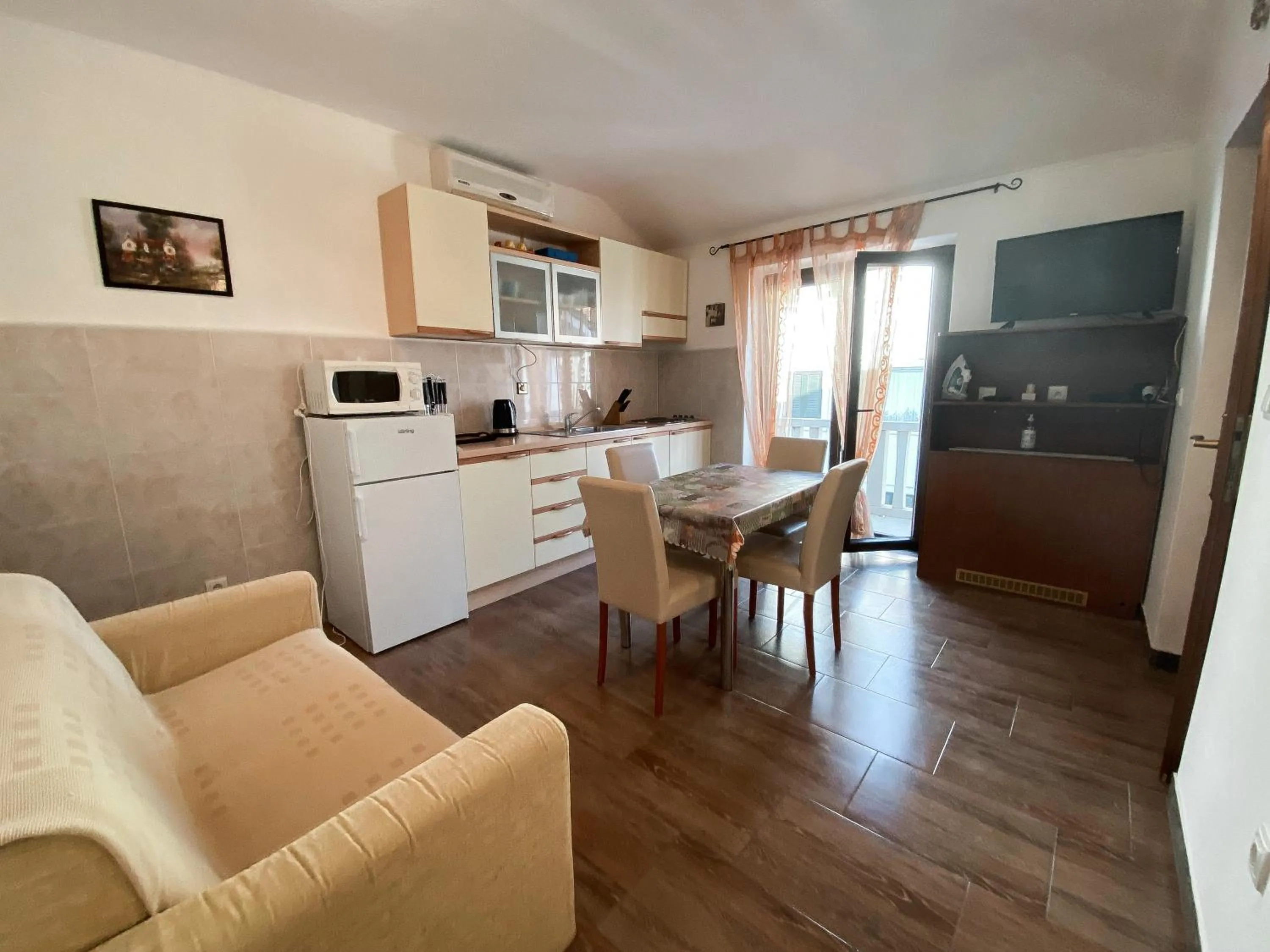 Dining area in VILLA MARE