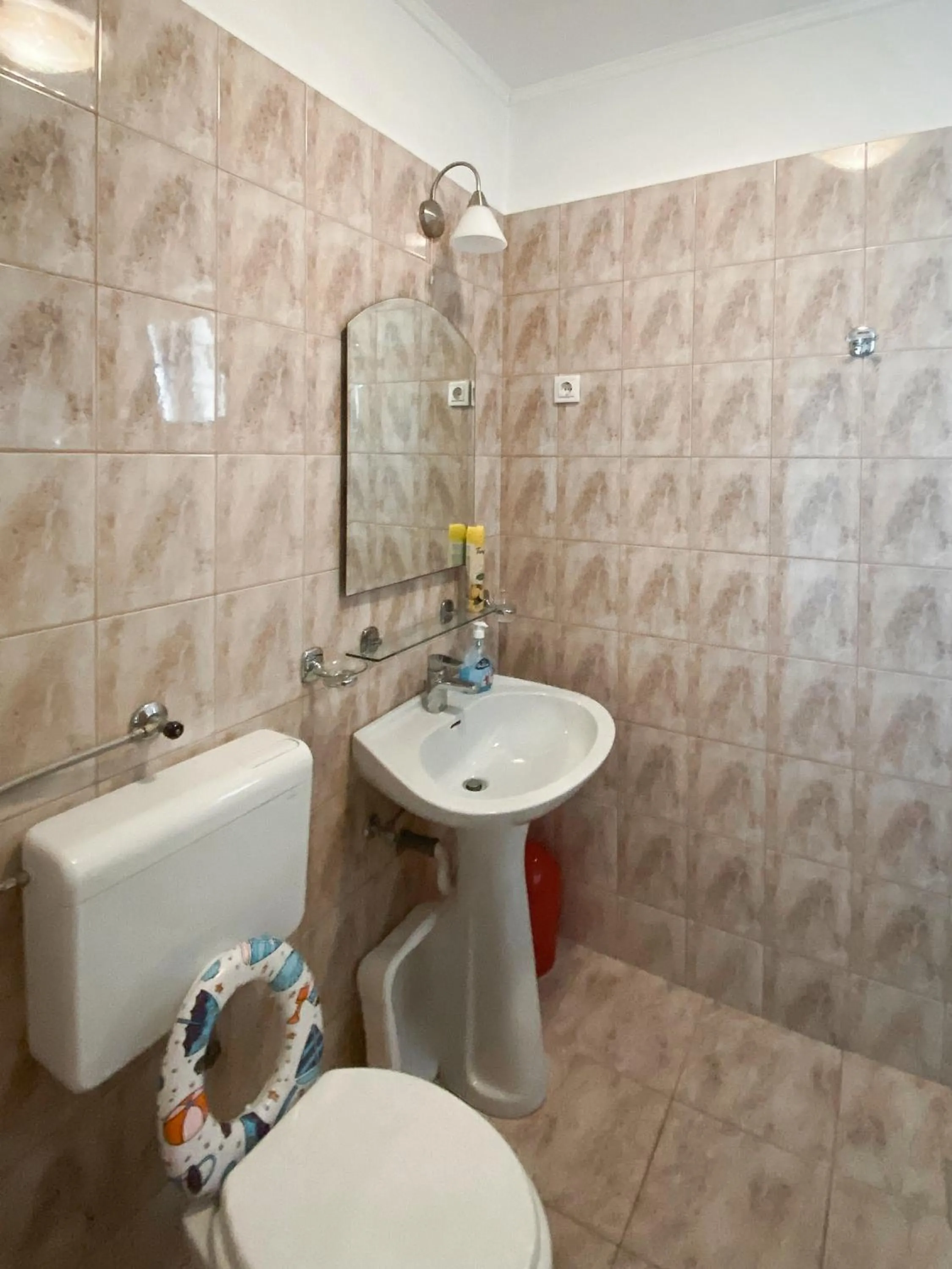 Shower in VILLA MARE