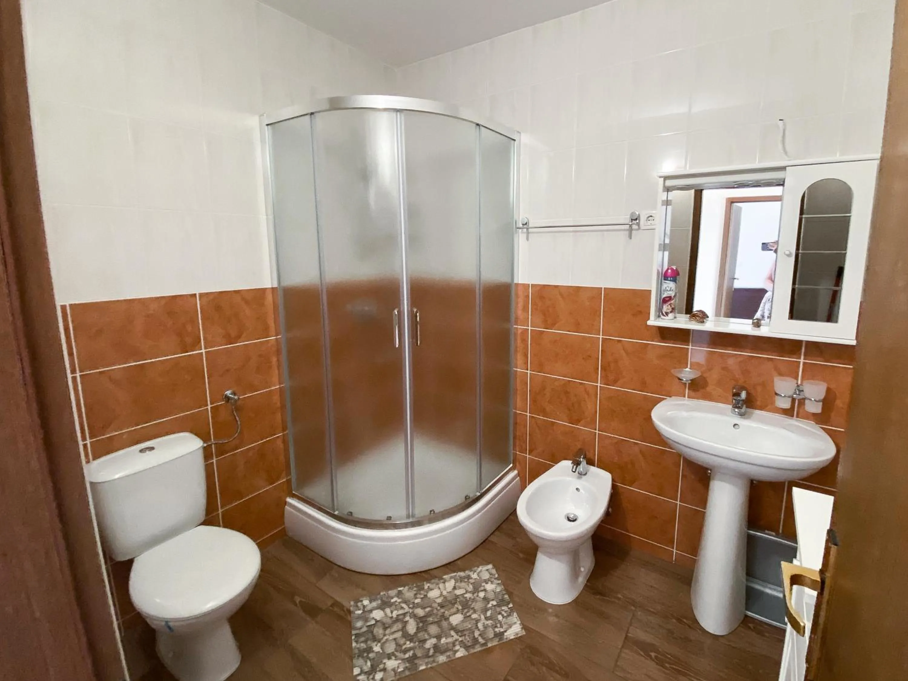 Shower in VILLA MARE