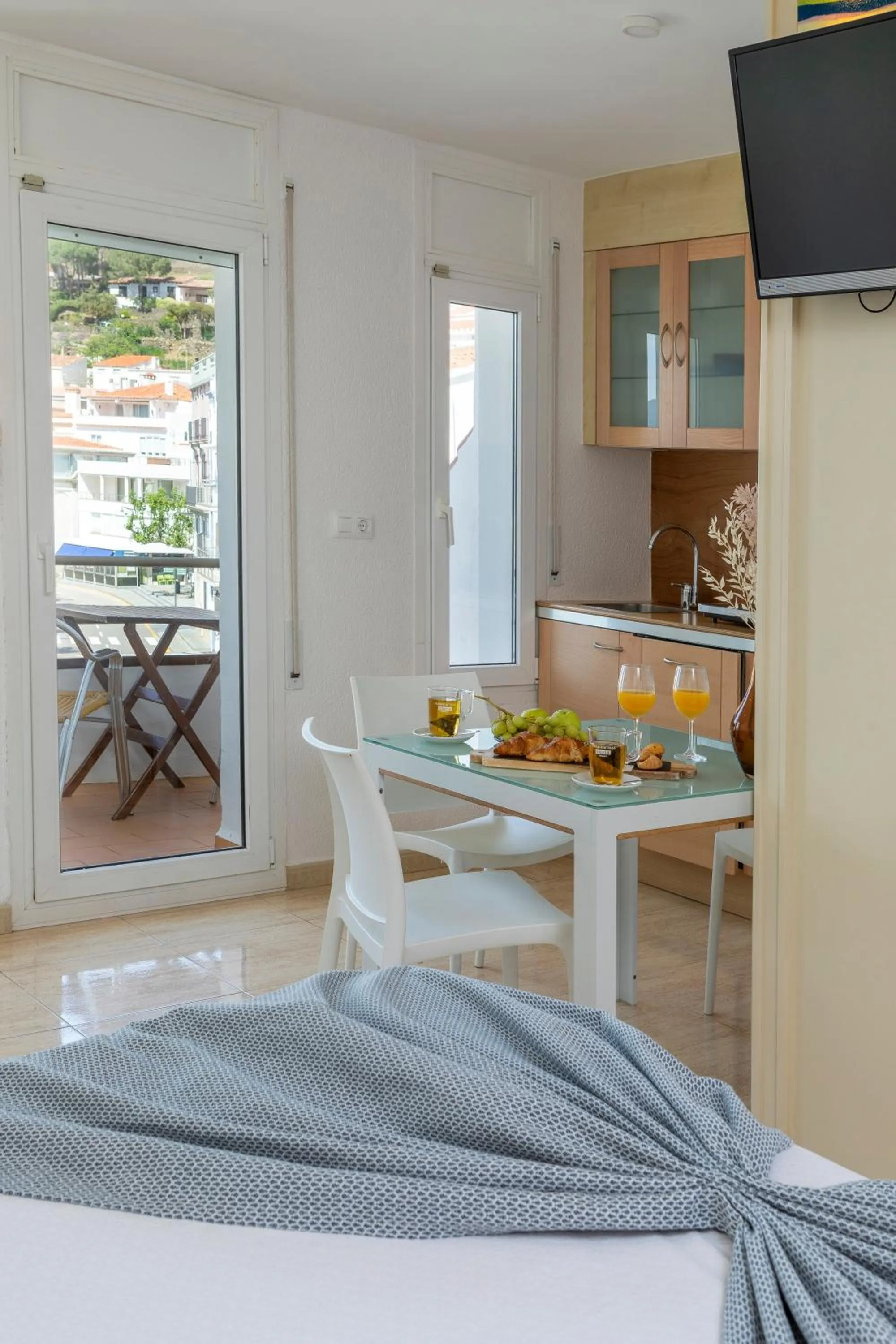 TV and multimedia in Hotel Spa Cap de Creus