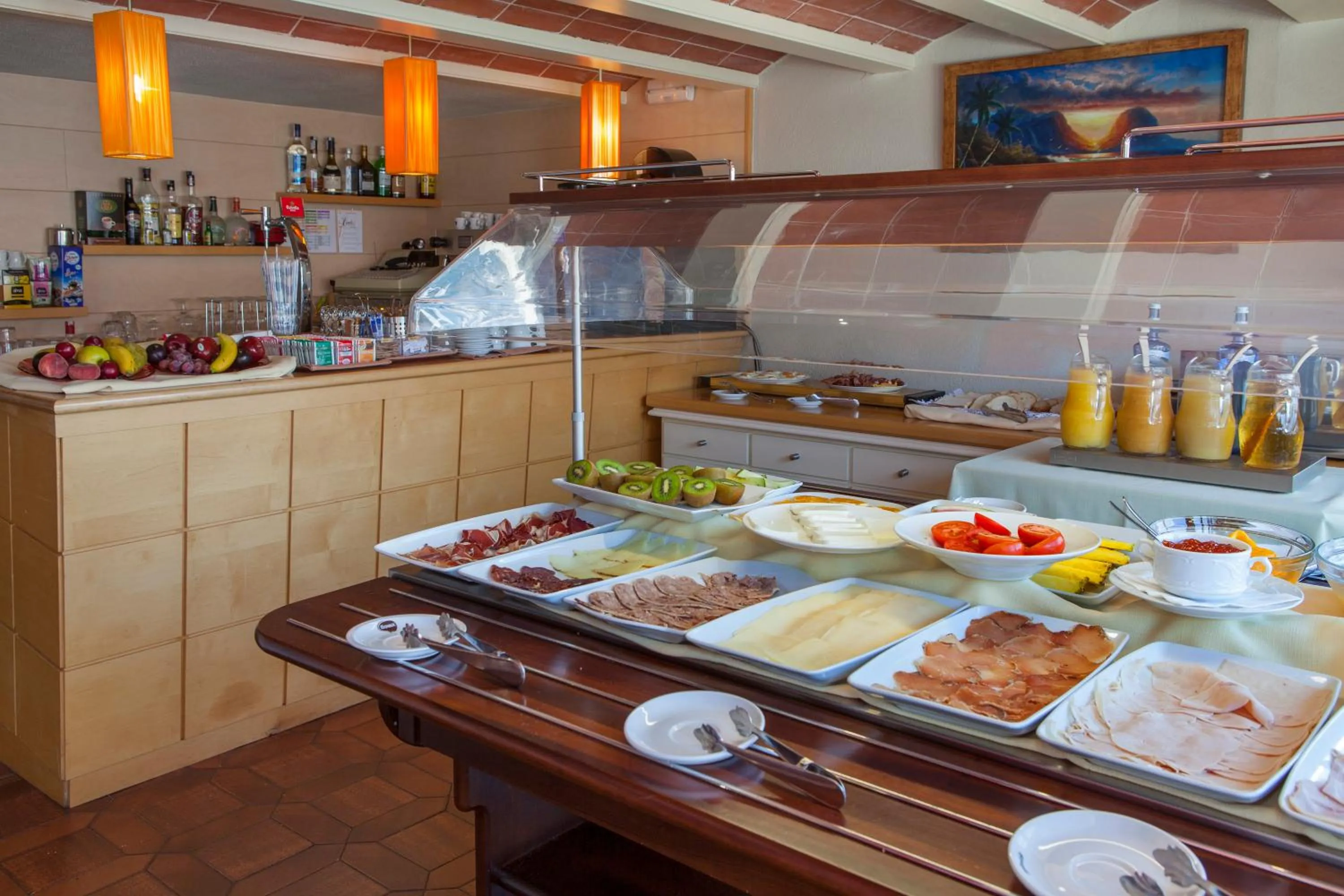 Food and drinks in Hotel Spa Cap de Creus