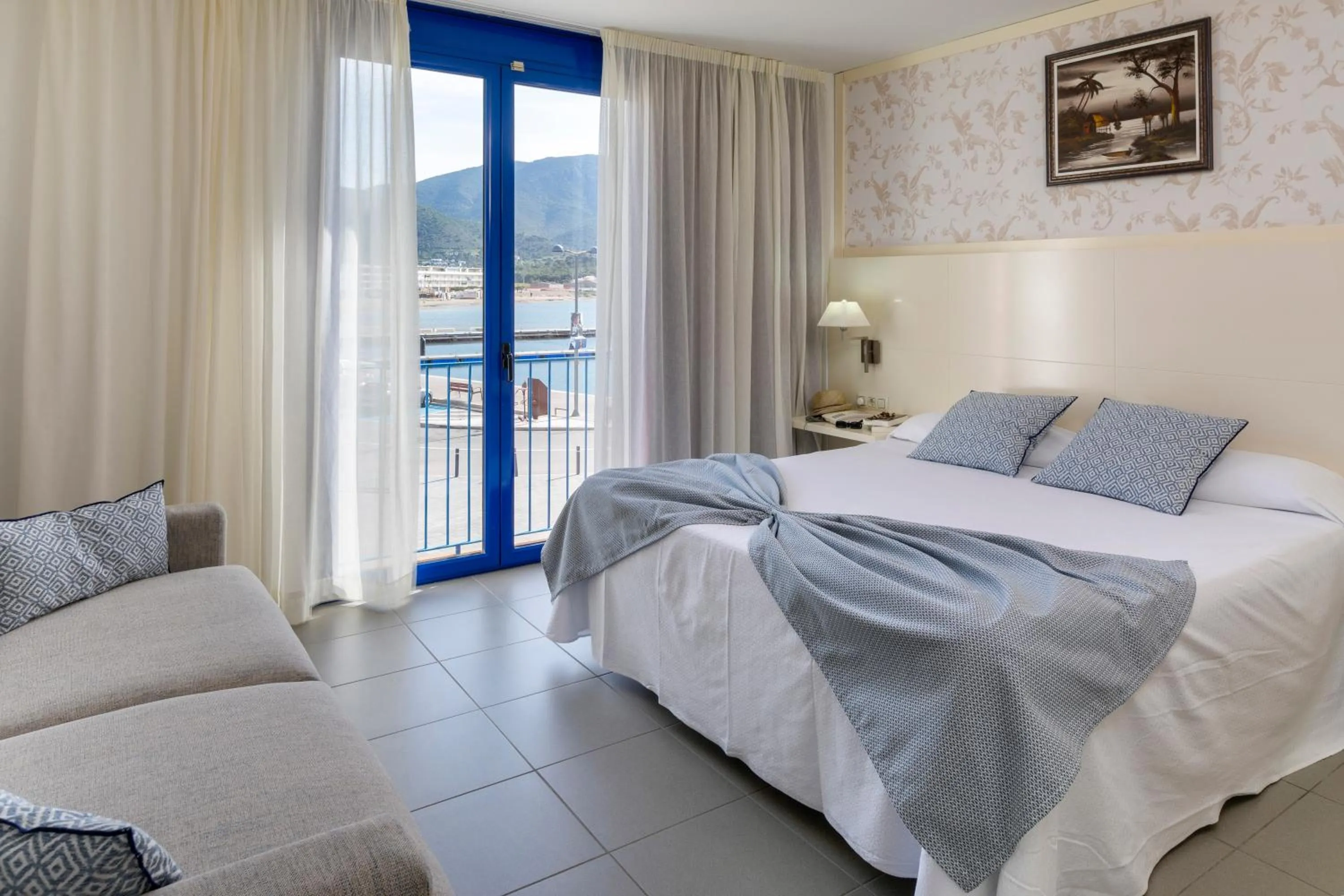Bed in Hotel Spa Cap de Creus