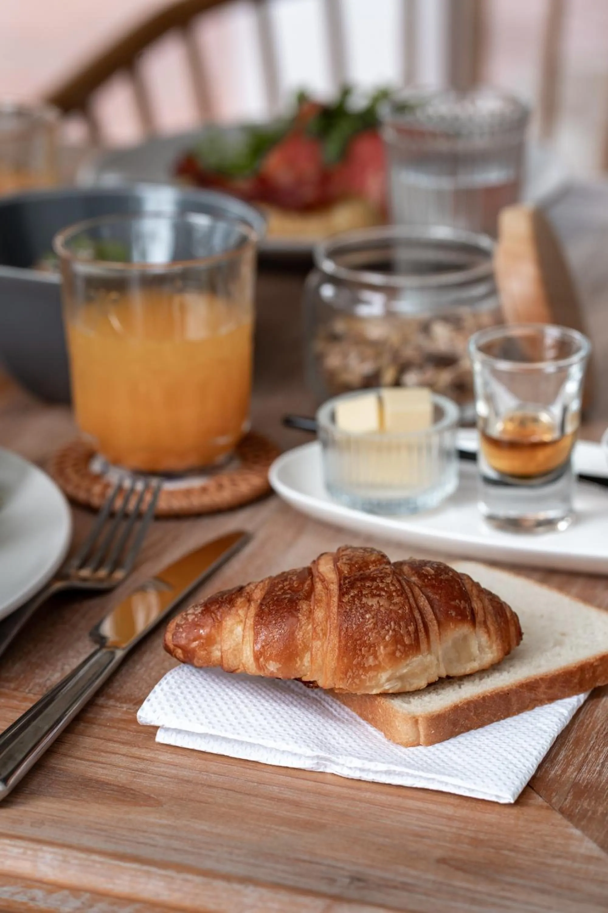 Restaurant/places to eat in Chic stay HANA Boutique hotel xxxx Possible noise from the construction next to our property