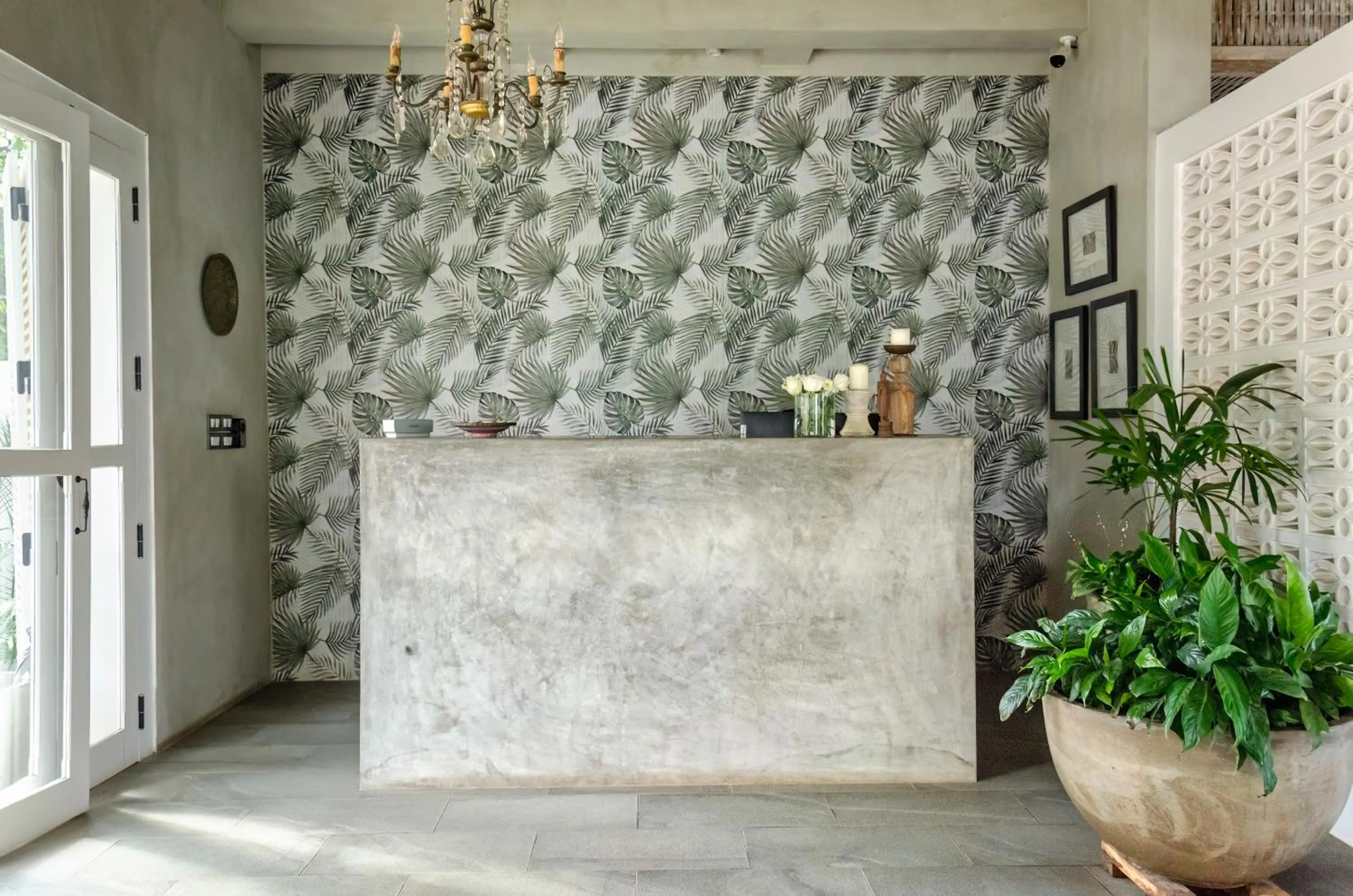 Lobby or reception in Chic stay HANA Boutique hotel xxxx Possible noise from the construction next to our property