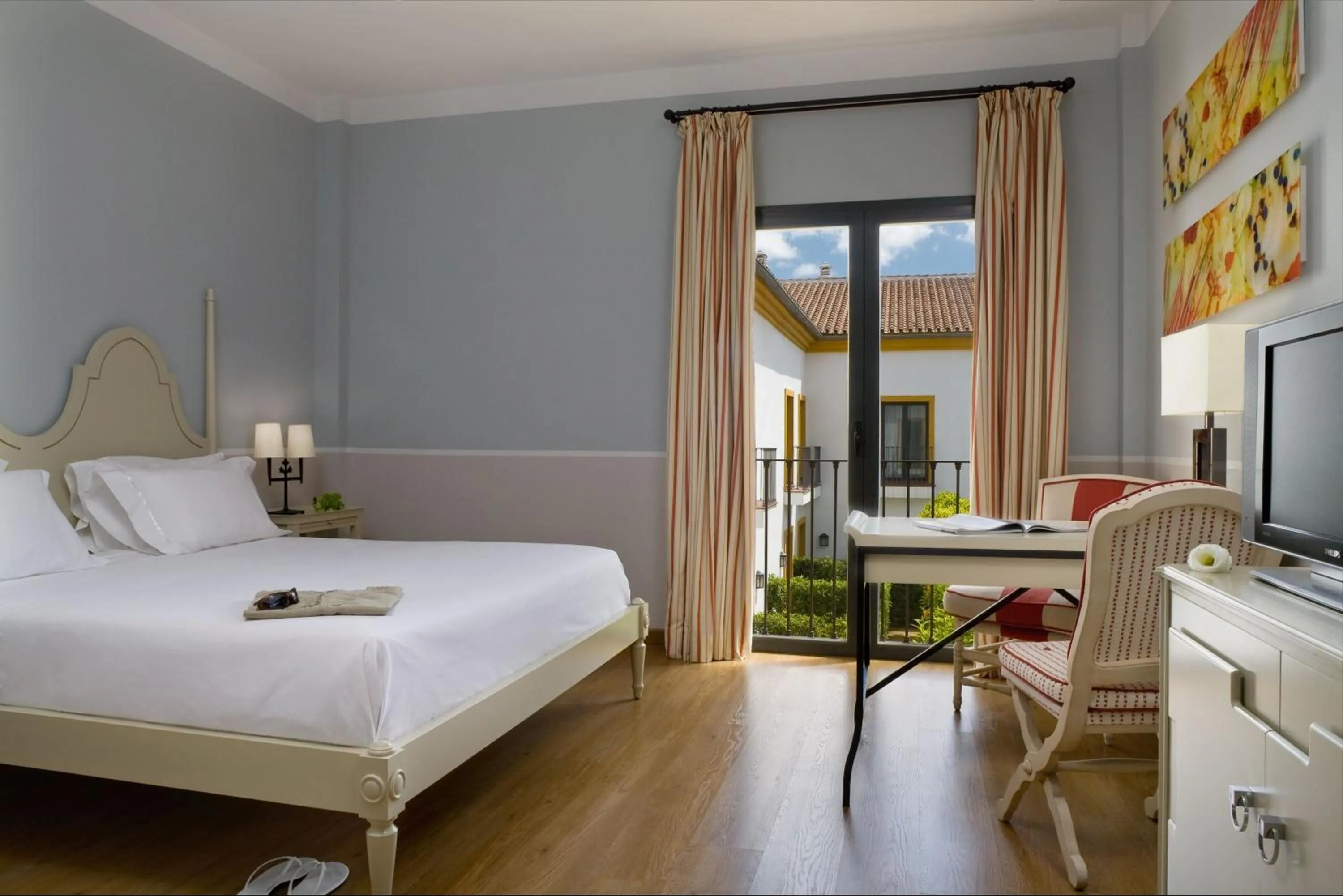 Bed in AZZ Castellar Hacienda El Alcornocal