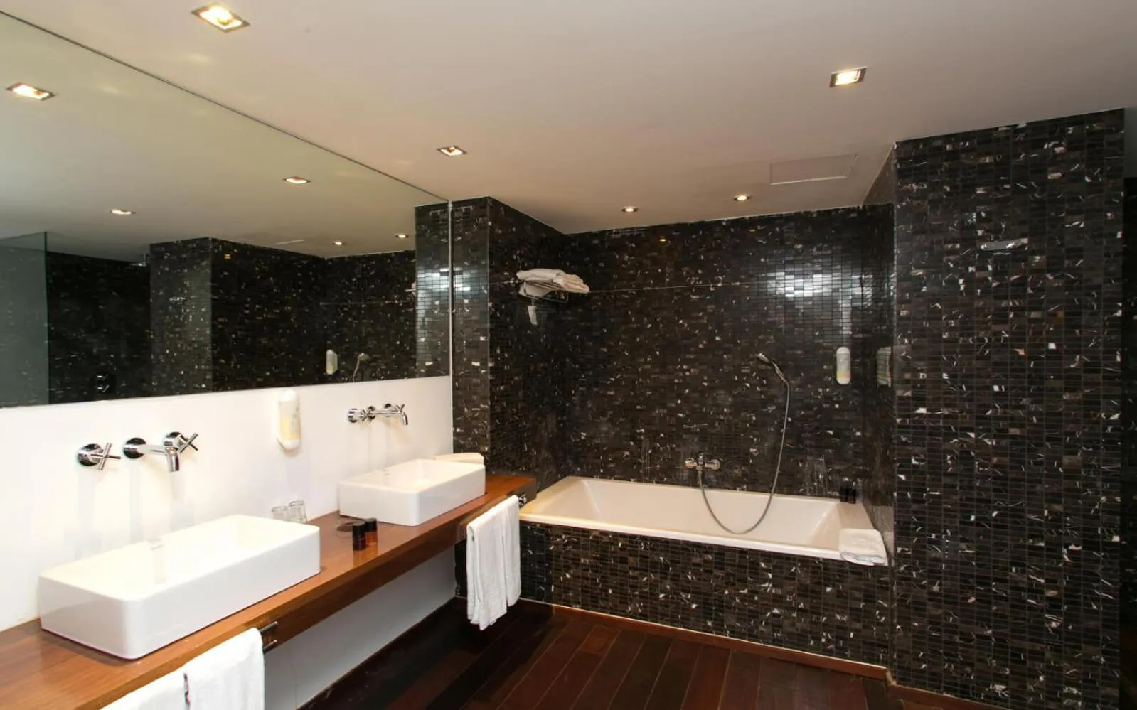 Bathroom in Hotel Zhero