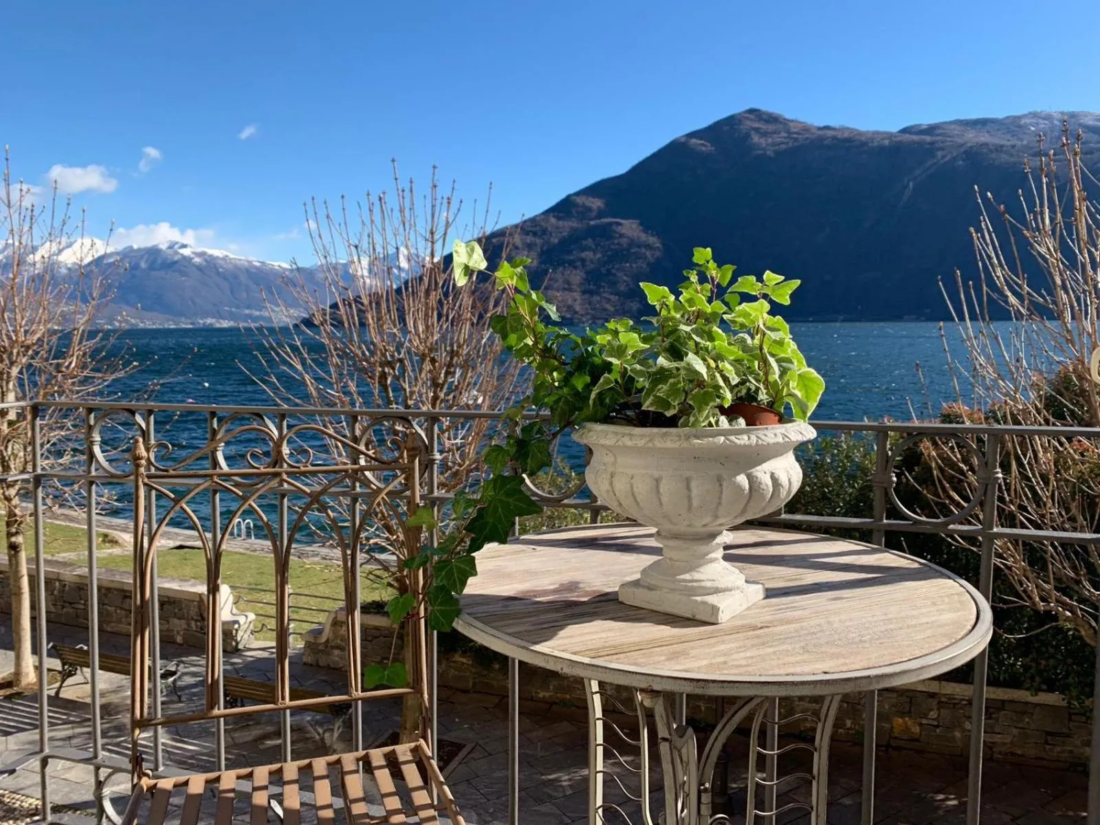 Balcony/Terrace in Spiaggia Amore - Appartamenti Vacanza Vista Lago - Luxury Apartments