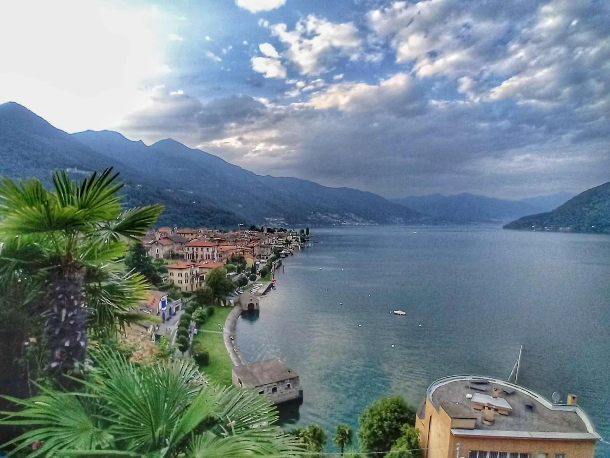 Bird's eye view in Spiaggia Amore - Appartamenti Vacanza Vista Lago - Luxury Apartments