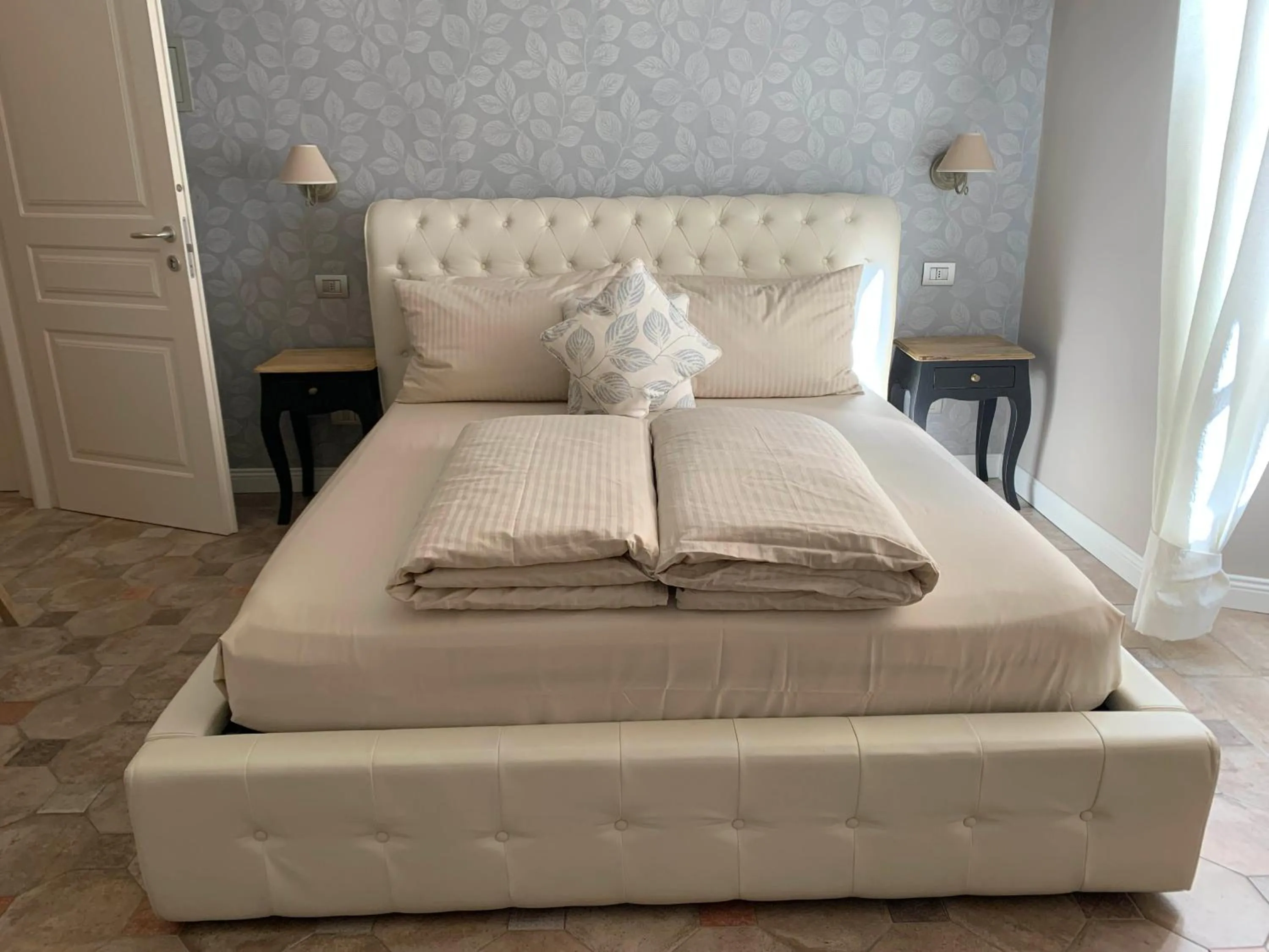 Bedroom, Bed in Spiaggia Amore - Appartamenti Vacanza Vista Lago - Luxury Apartments