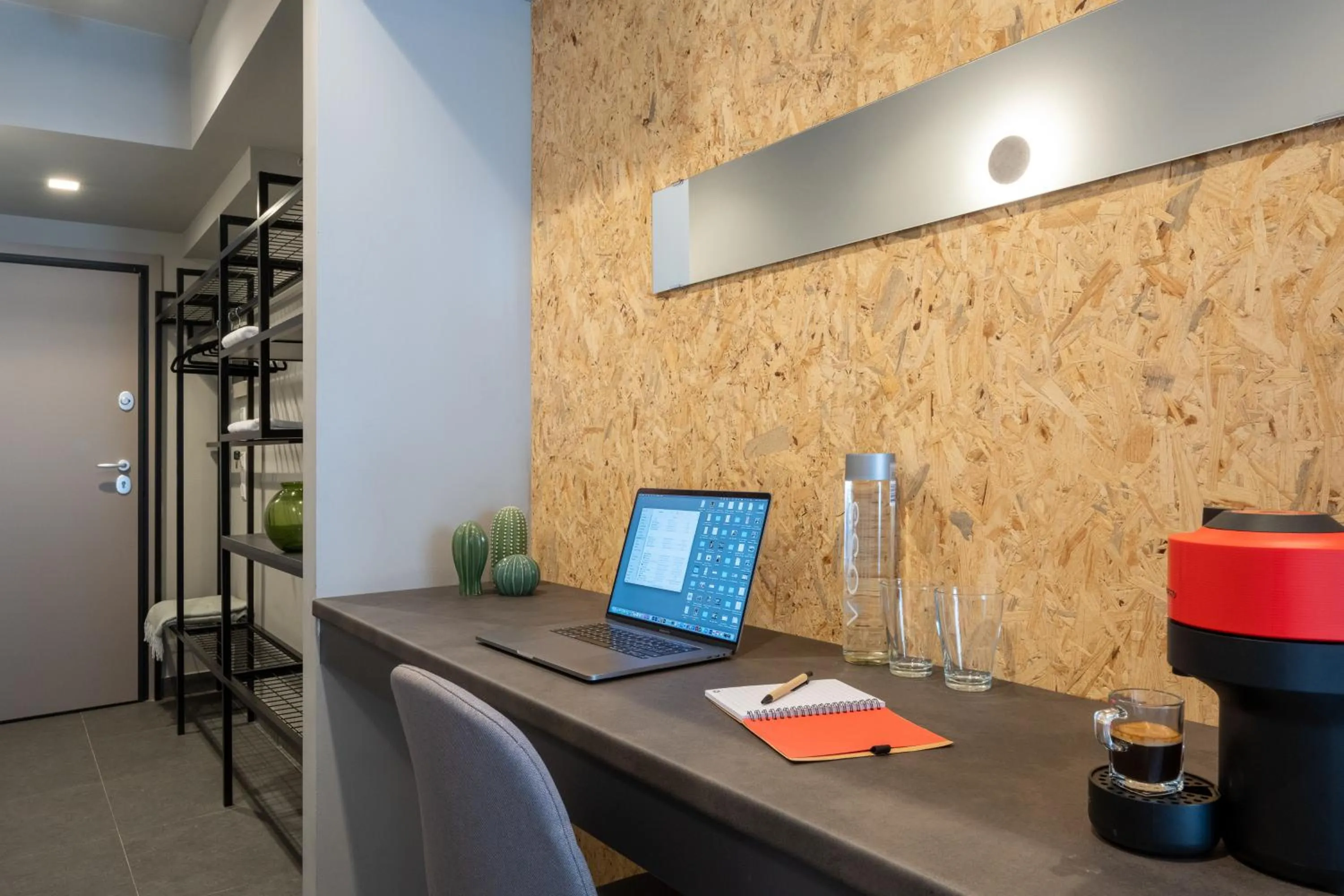 Decorative detail in Psiri Vibes