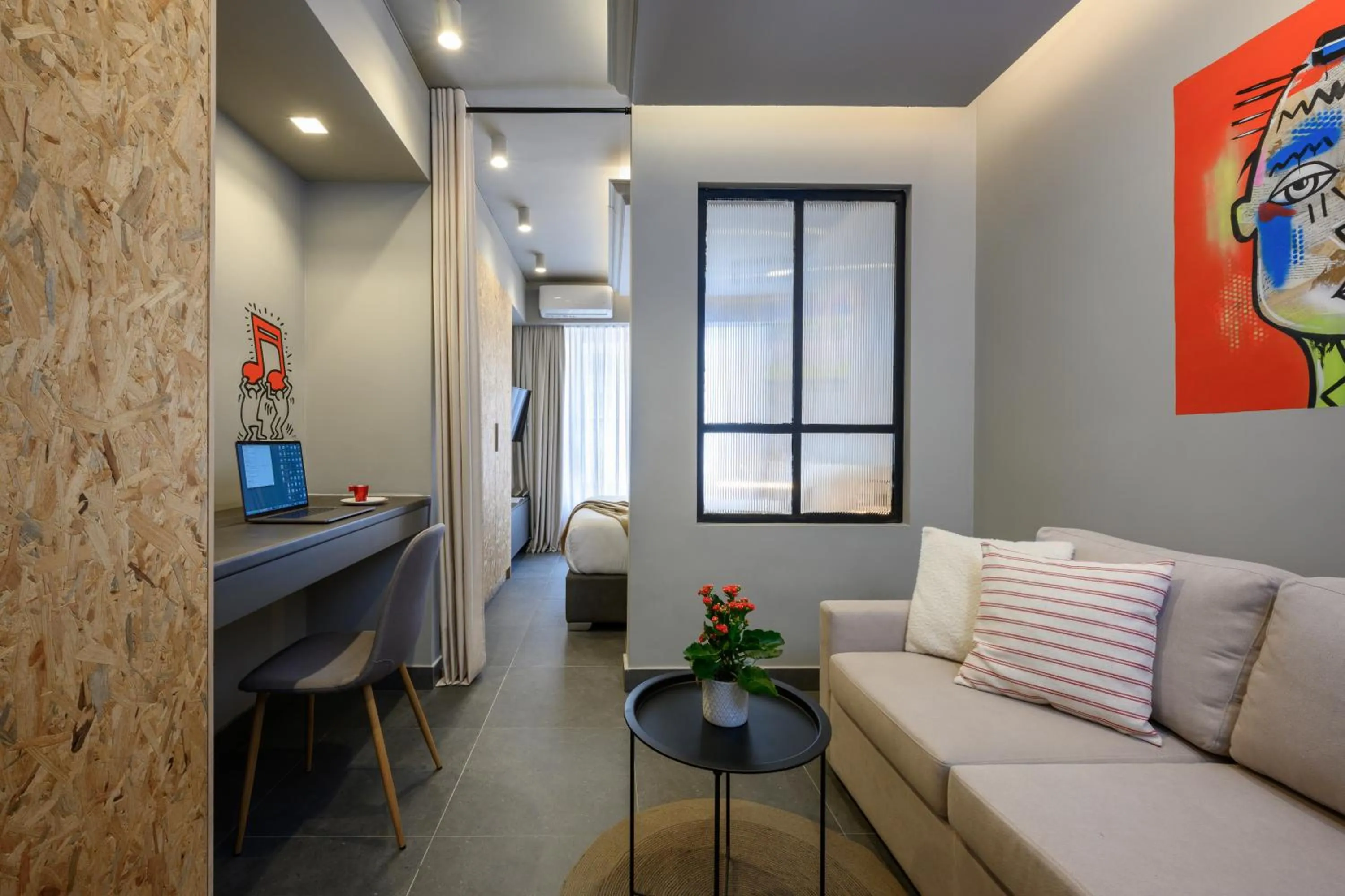 Photo of the whole room in Psiri Vibes