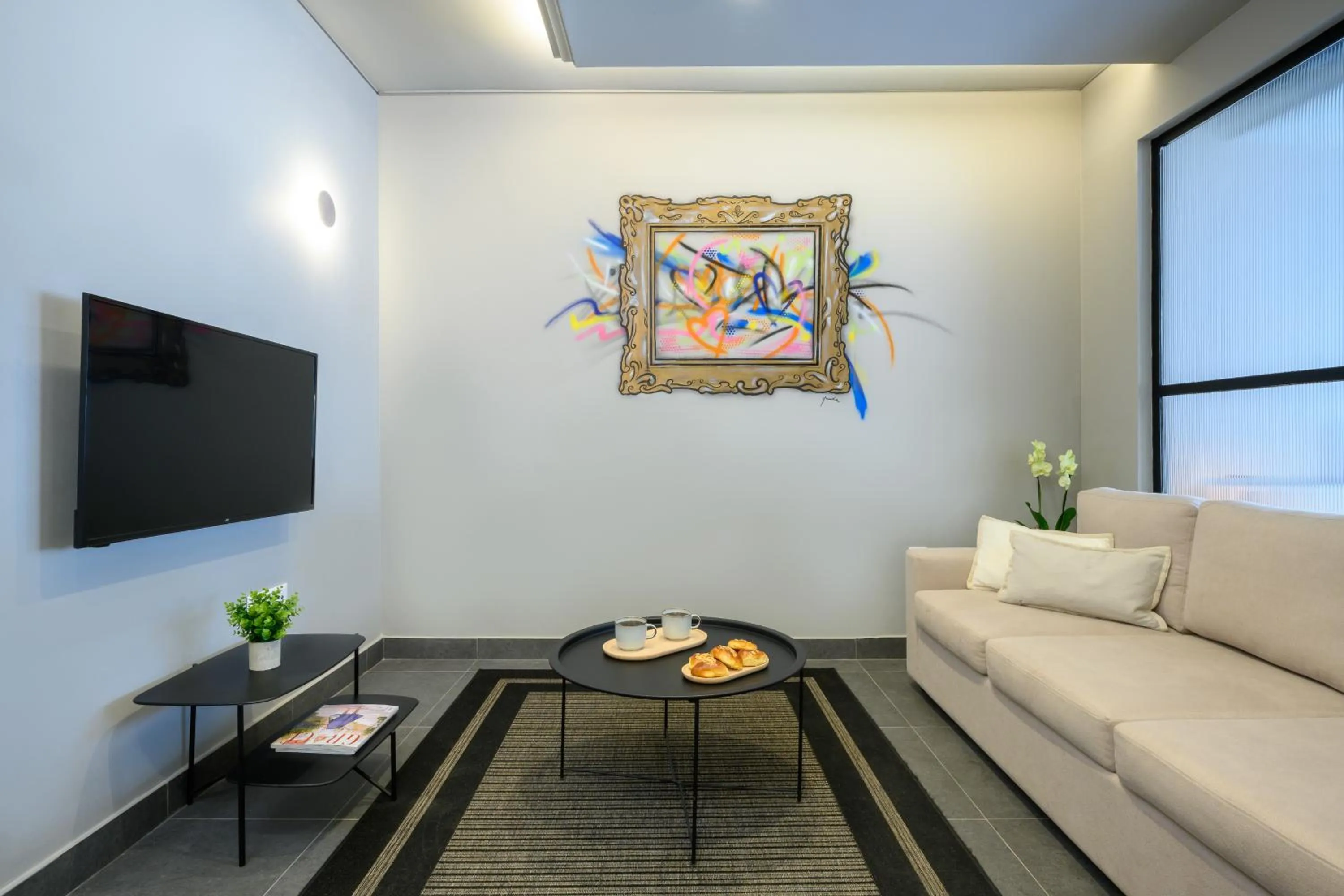 TV and multimedia in Psiri Vibes