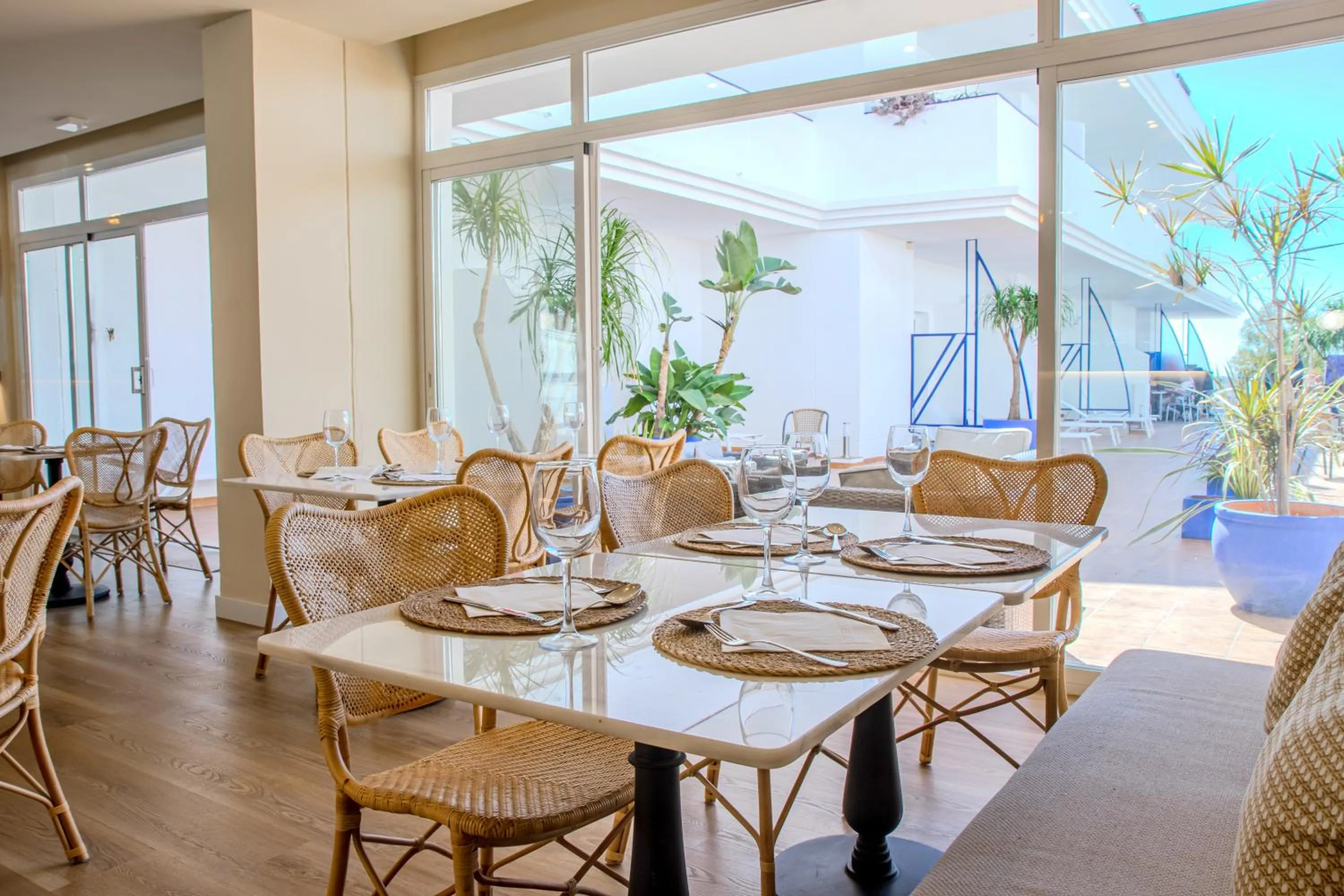 Breakfast in Vista de Rey