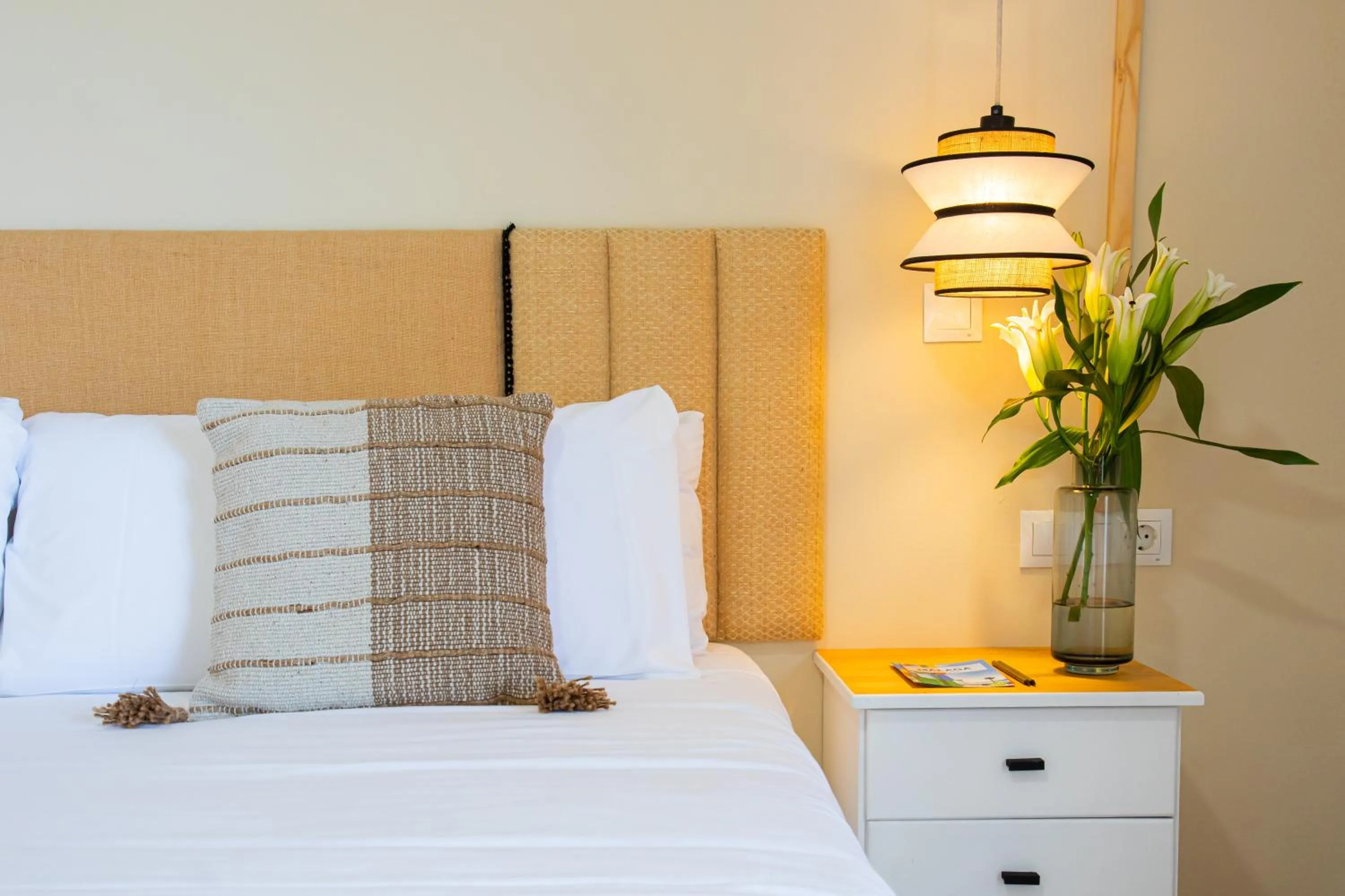 Decorative detail, Bed in Vista de Rey