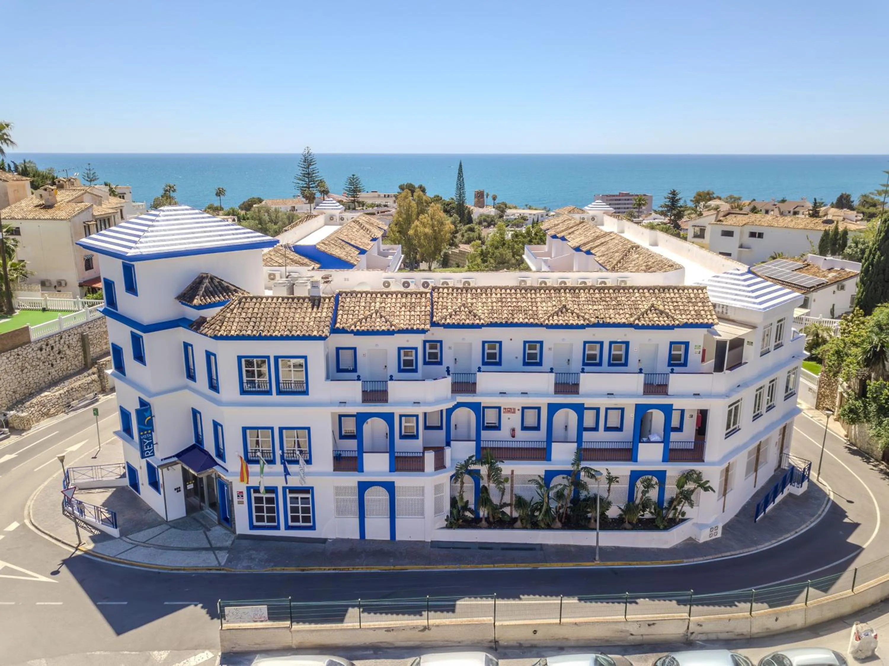 Property building in Vista de Rey