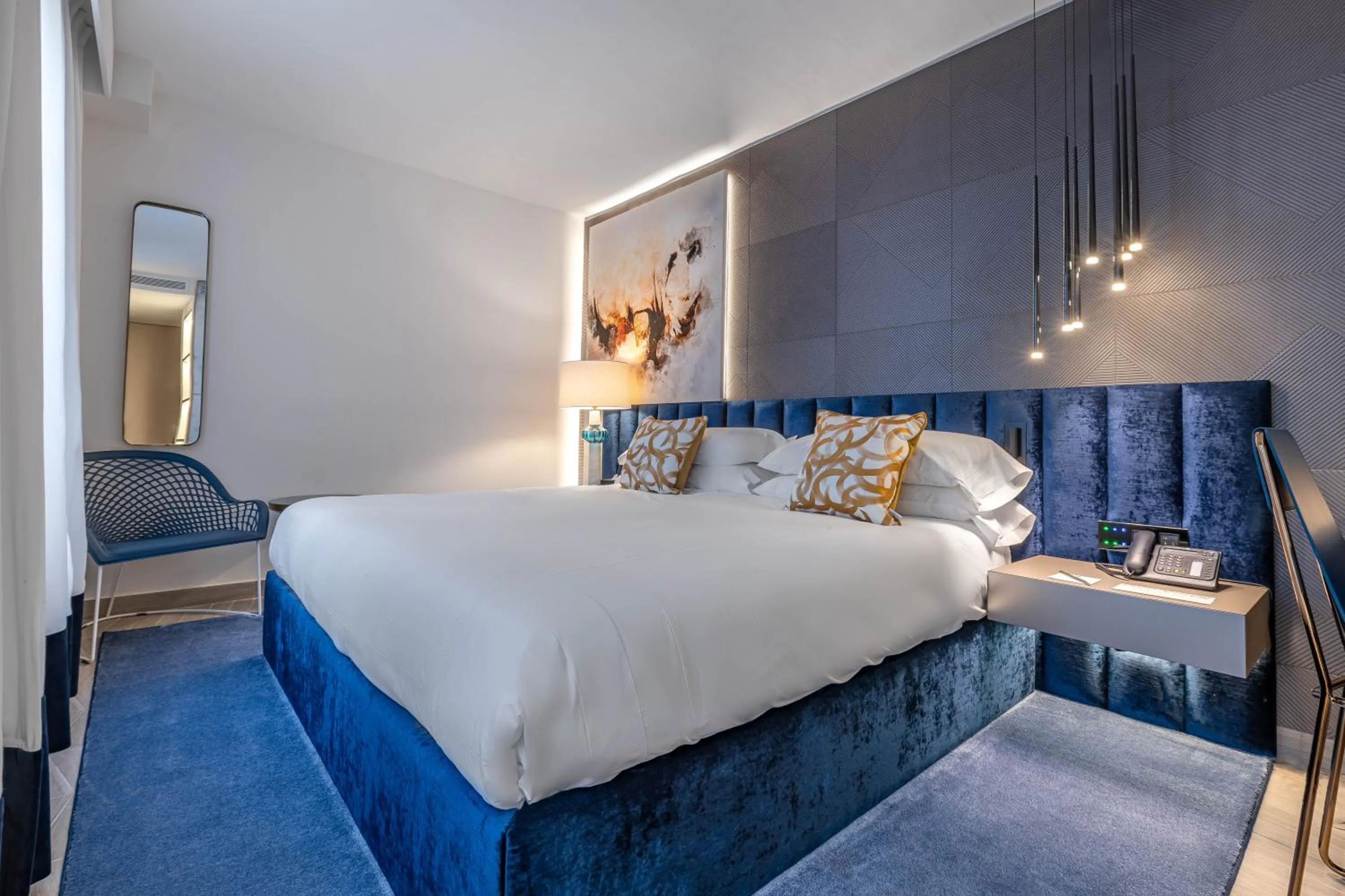 Bed in Hotel Claude Marbella