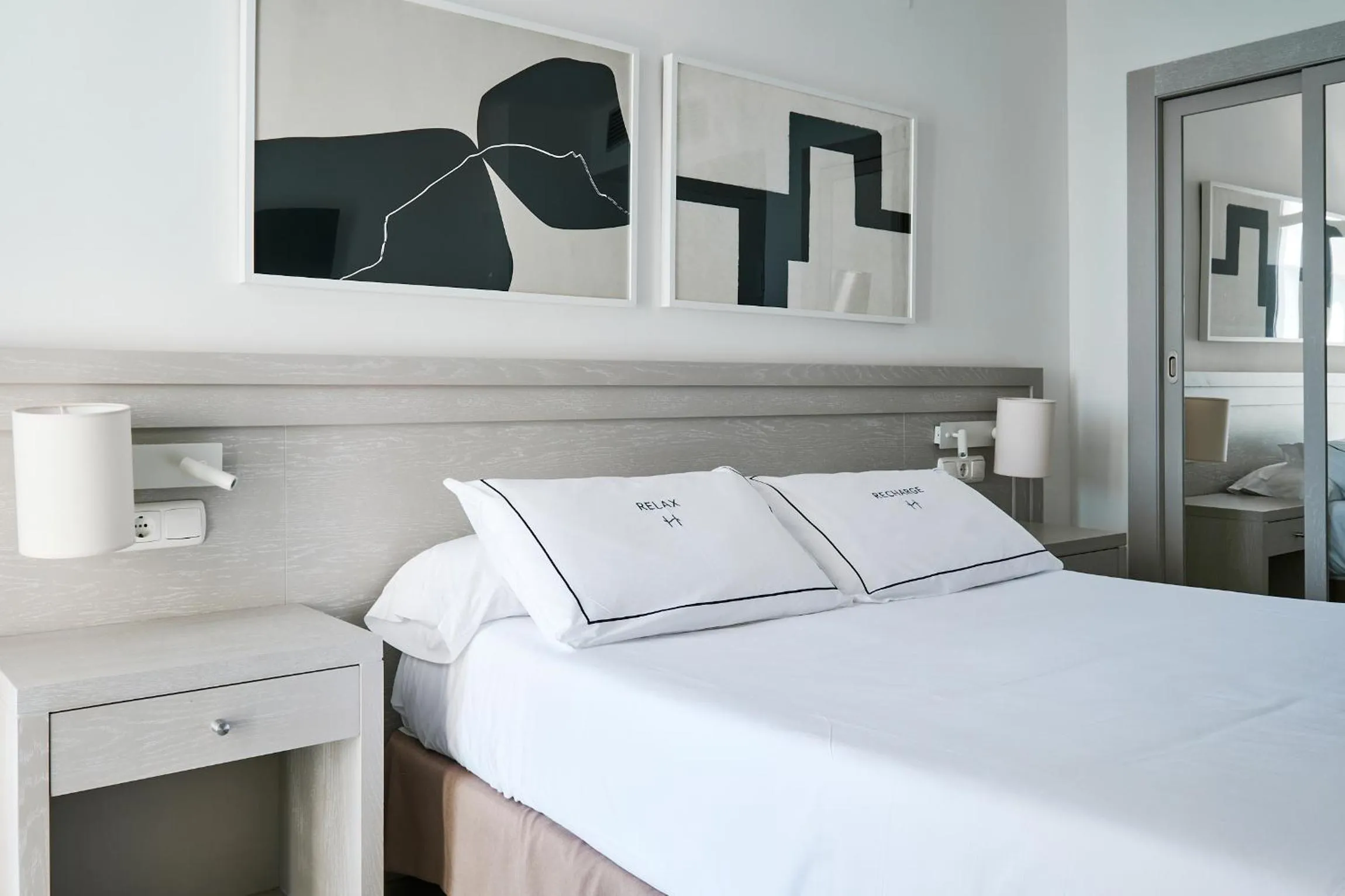 Bedroom, Bed in Hotel Helios Costa Tropical