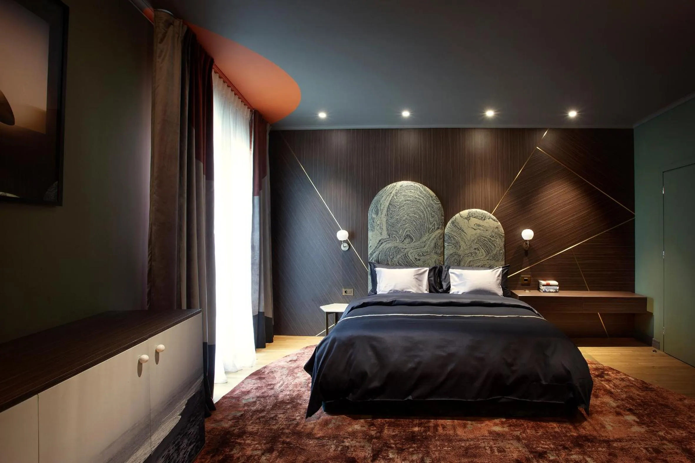 Bedroom, Bed in Room 12